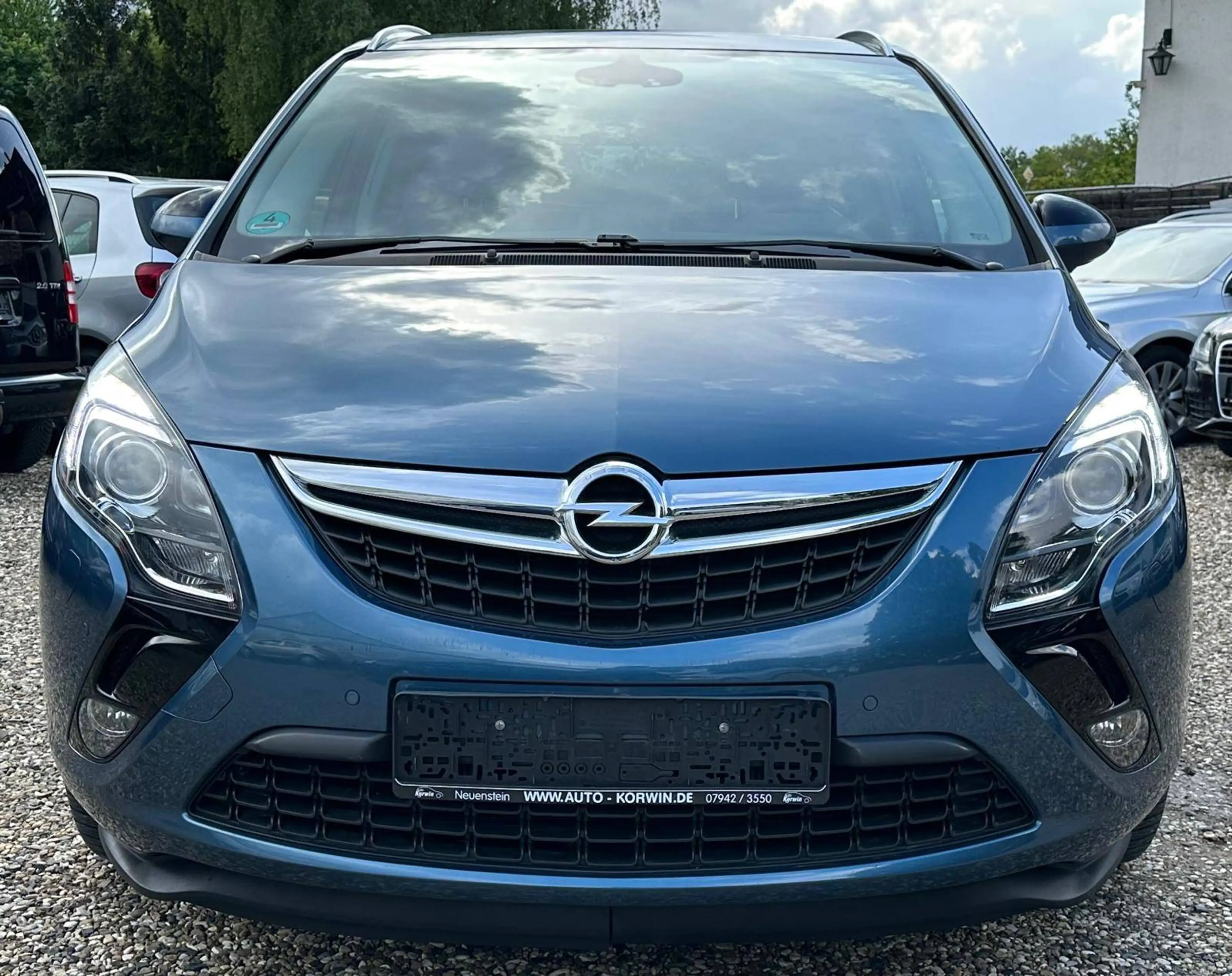 Opel Zafira Tourer 2.0CDTI 7Sitzer Innovation AHK SHZ PDC Navi Kamera — photo 9