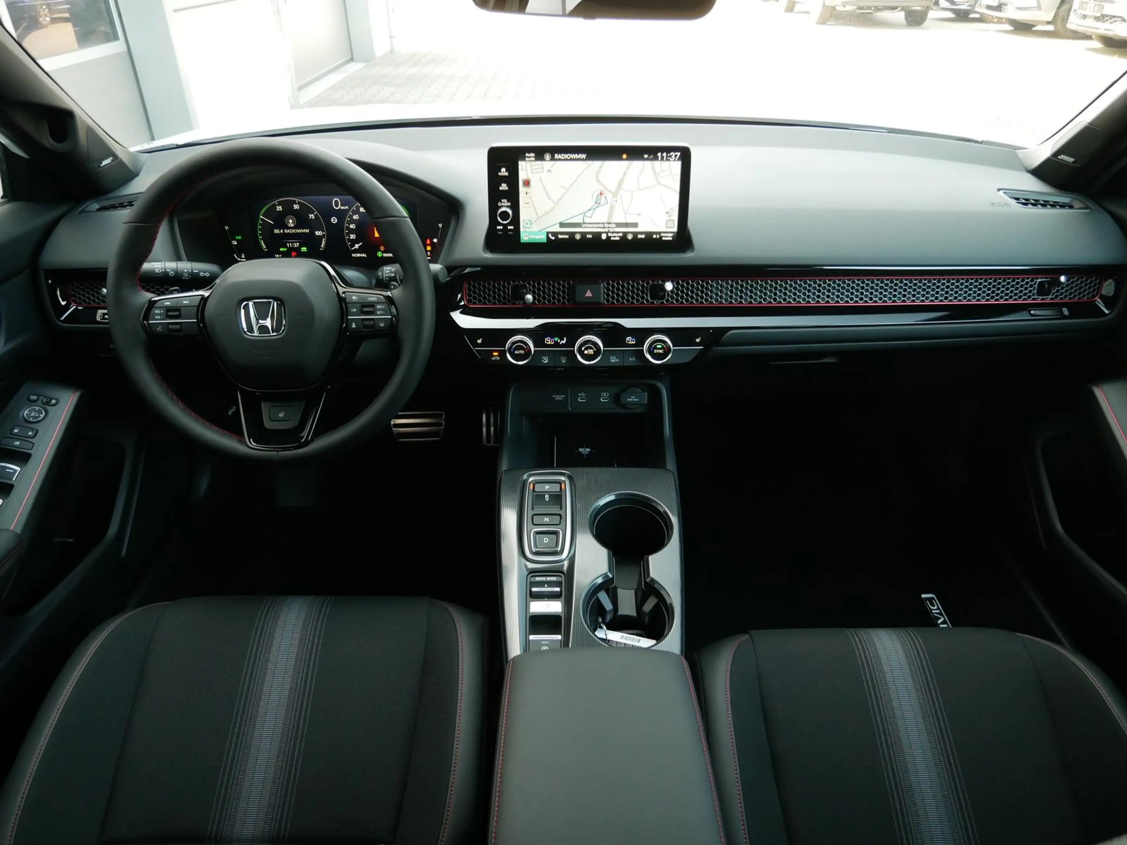 Honda Civic 2.0 HYBRID SPORT NAVI+TOTWI+ACC+LKA+LED — photo 13