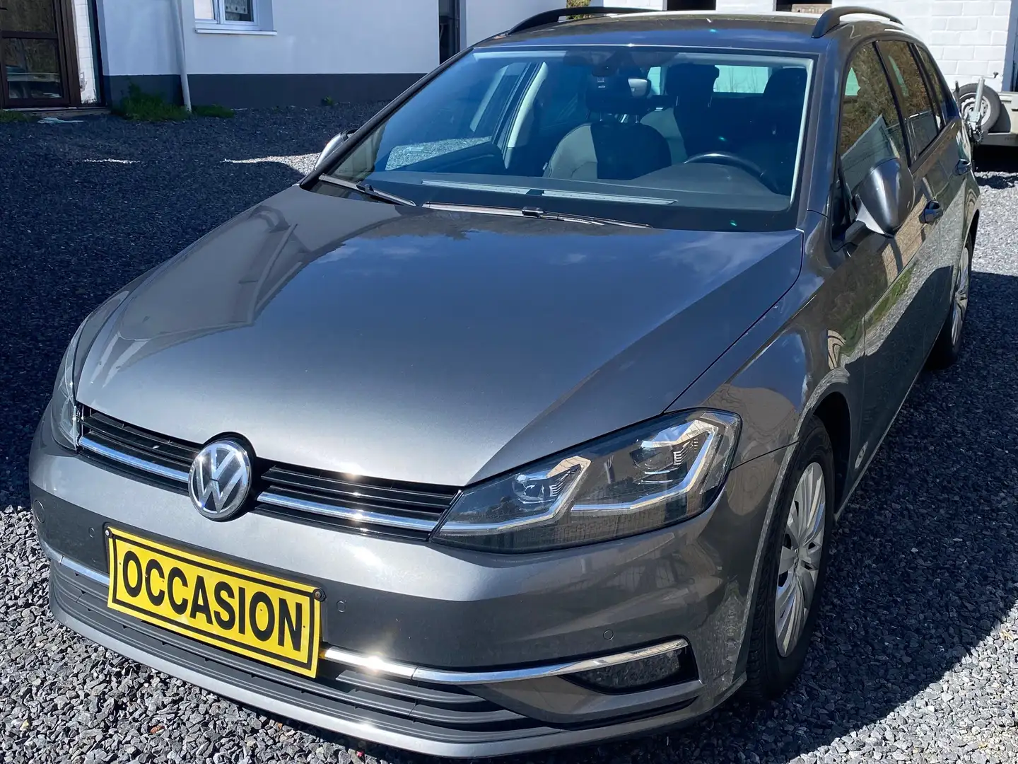 Volkswagen Golf Variant 1.6 CR TDi BMT Trendline DSG Grijs - 1