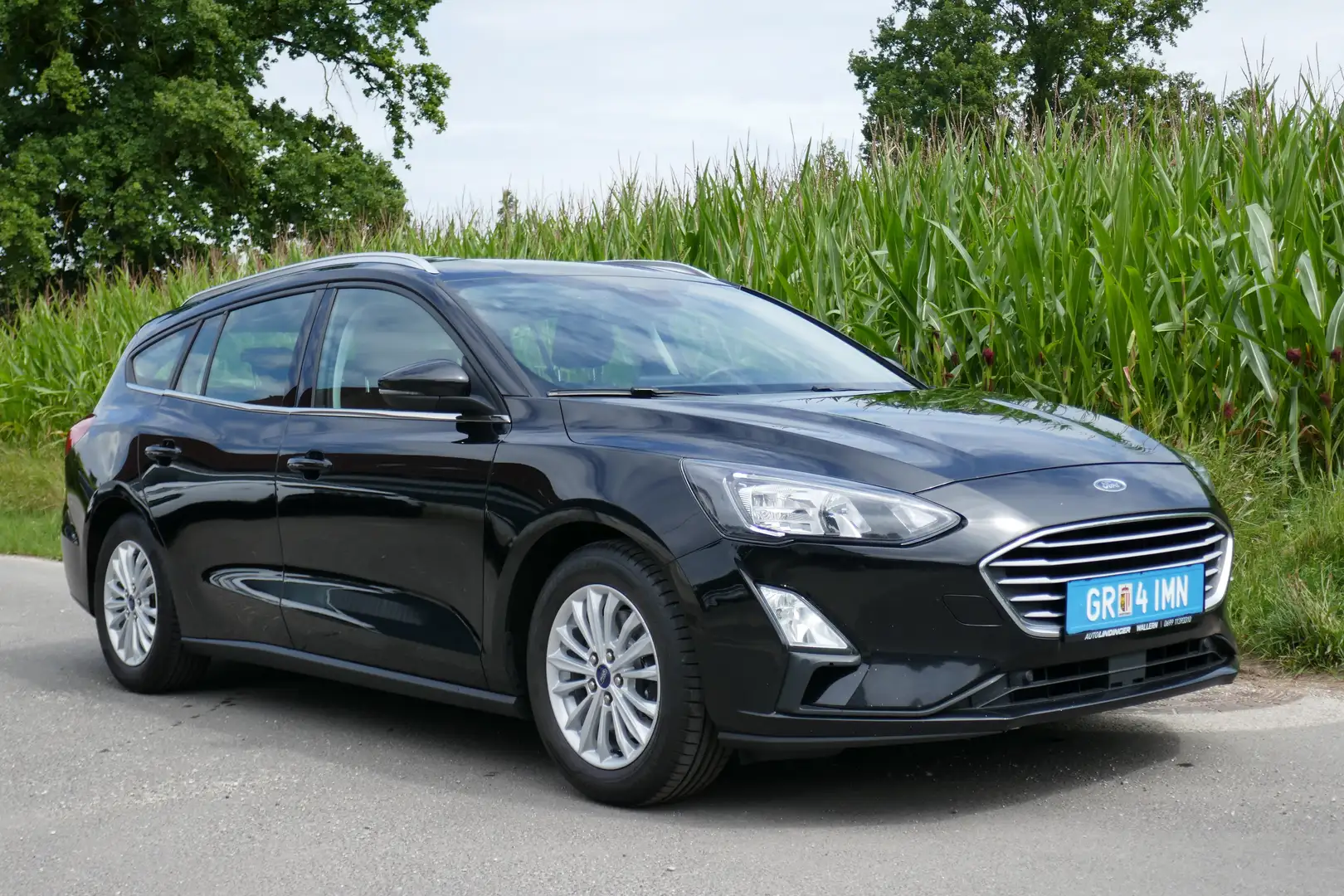 Ford Focus Cool&Connect Schwarz - 1