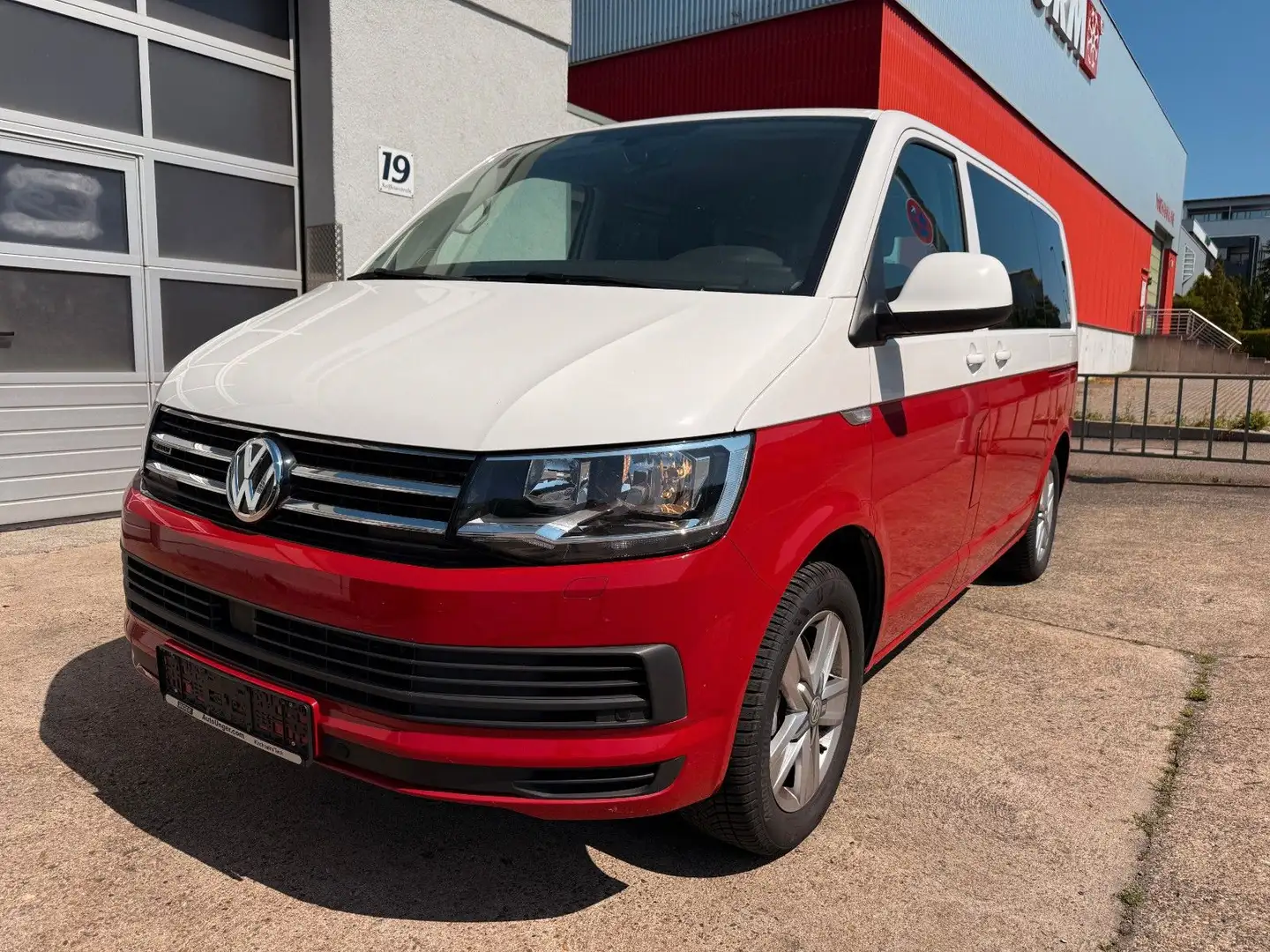 Volkswagen T6 Multivan 4 MOTION CAMPINGKÜCHE ALLWETTERREIFE Rouge - 1