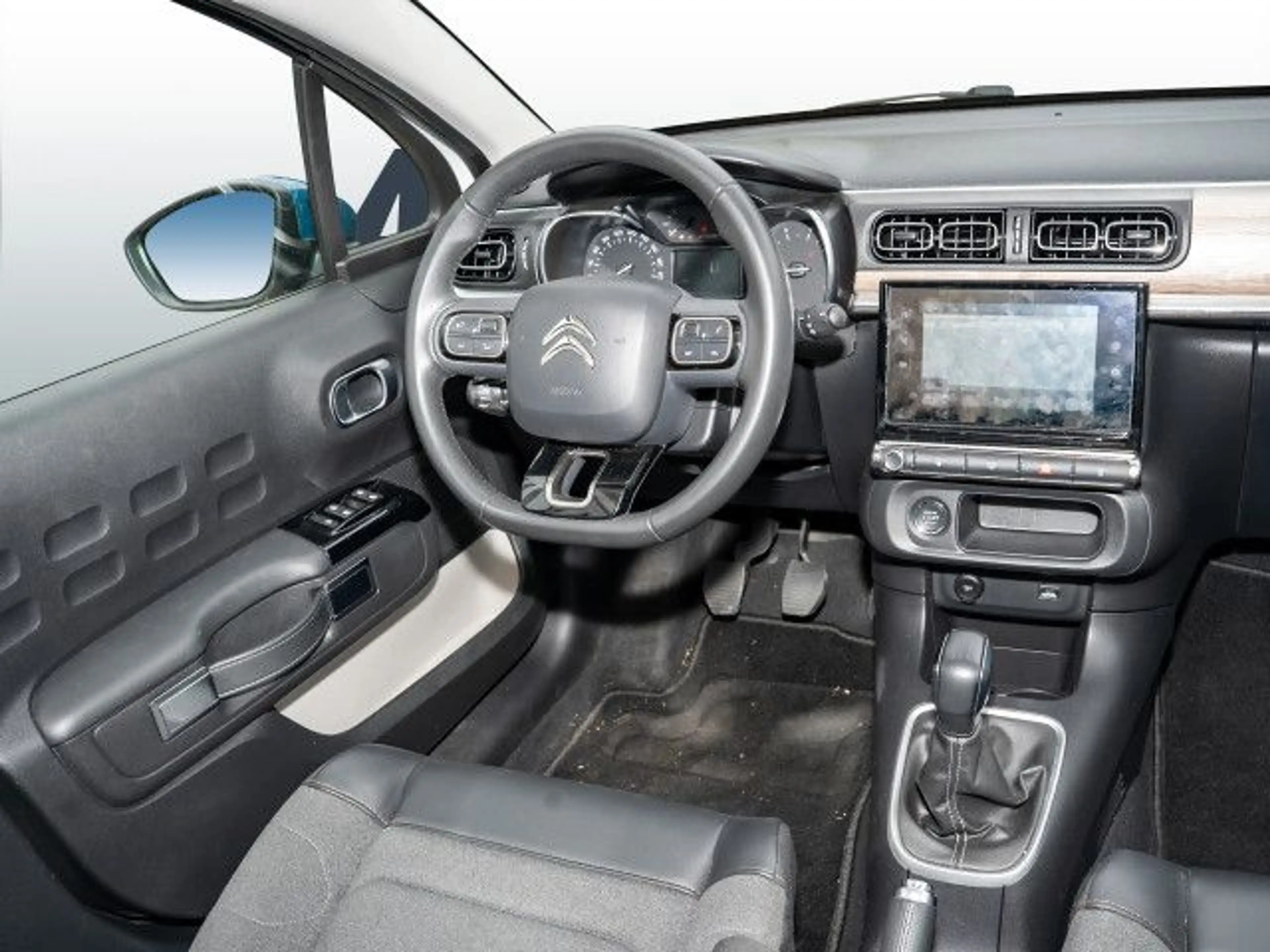 Citroen C35 C3 PureTech 82 Shine Navi Alu LED AHK Klima — photo 5