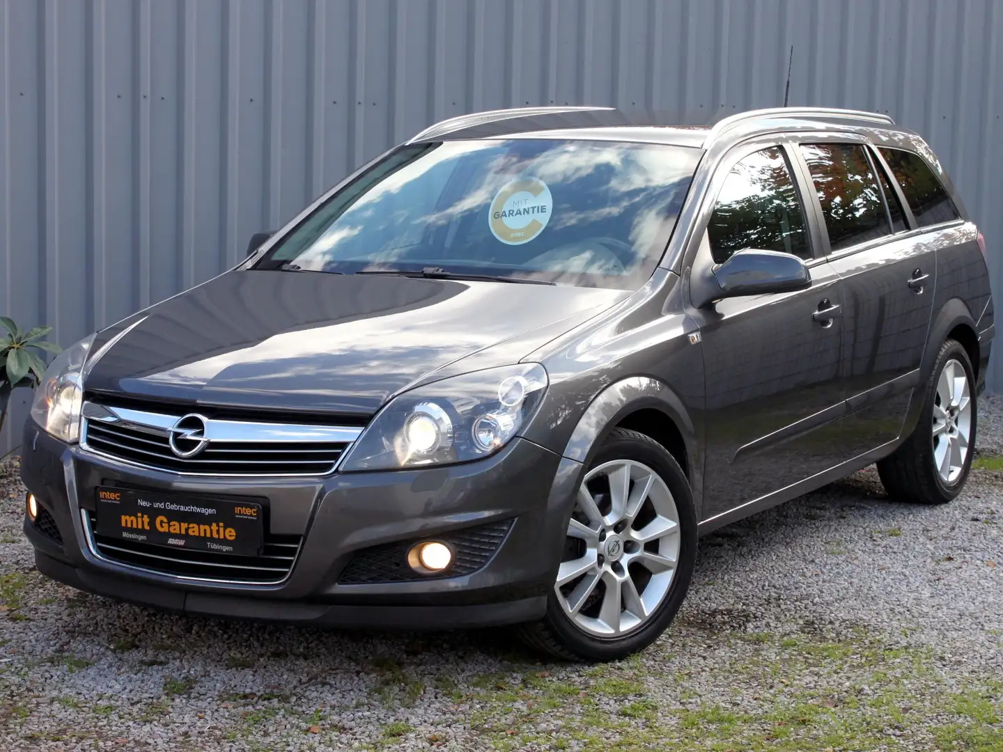 Opel Astra 1.8 Innovation "110 Jahre" "Navi "Leder "Xenon Grau - 1