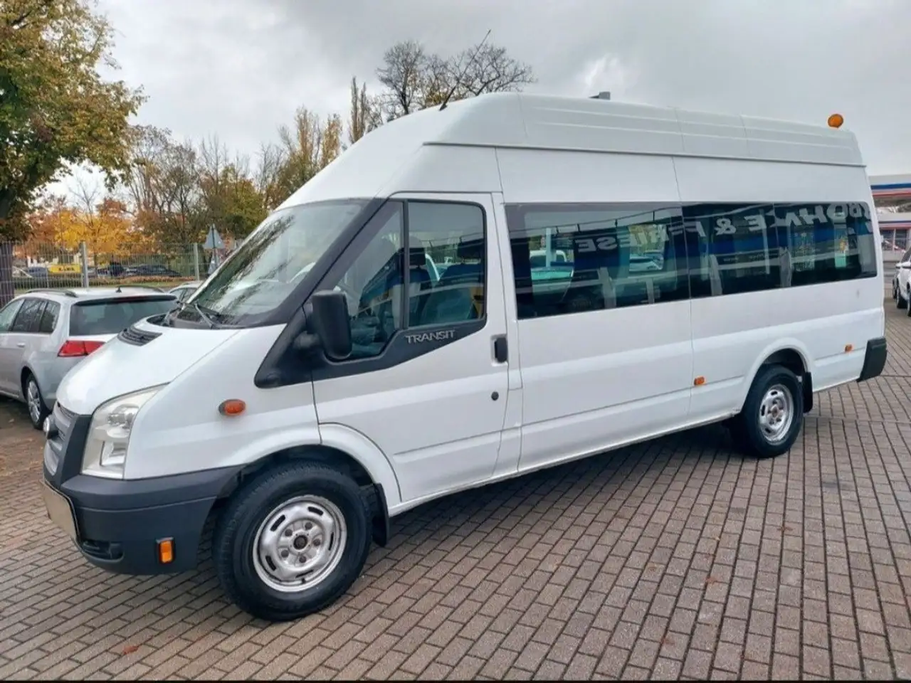 Ford Transit Bus