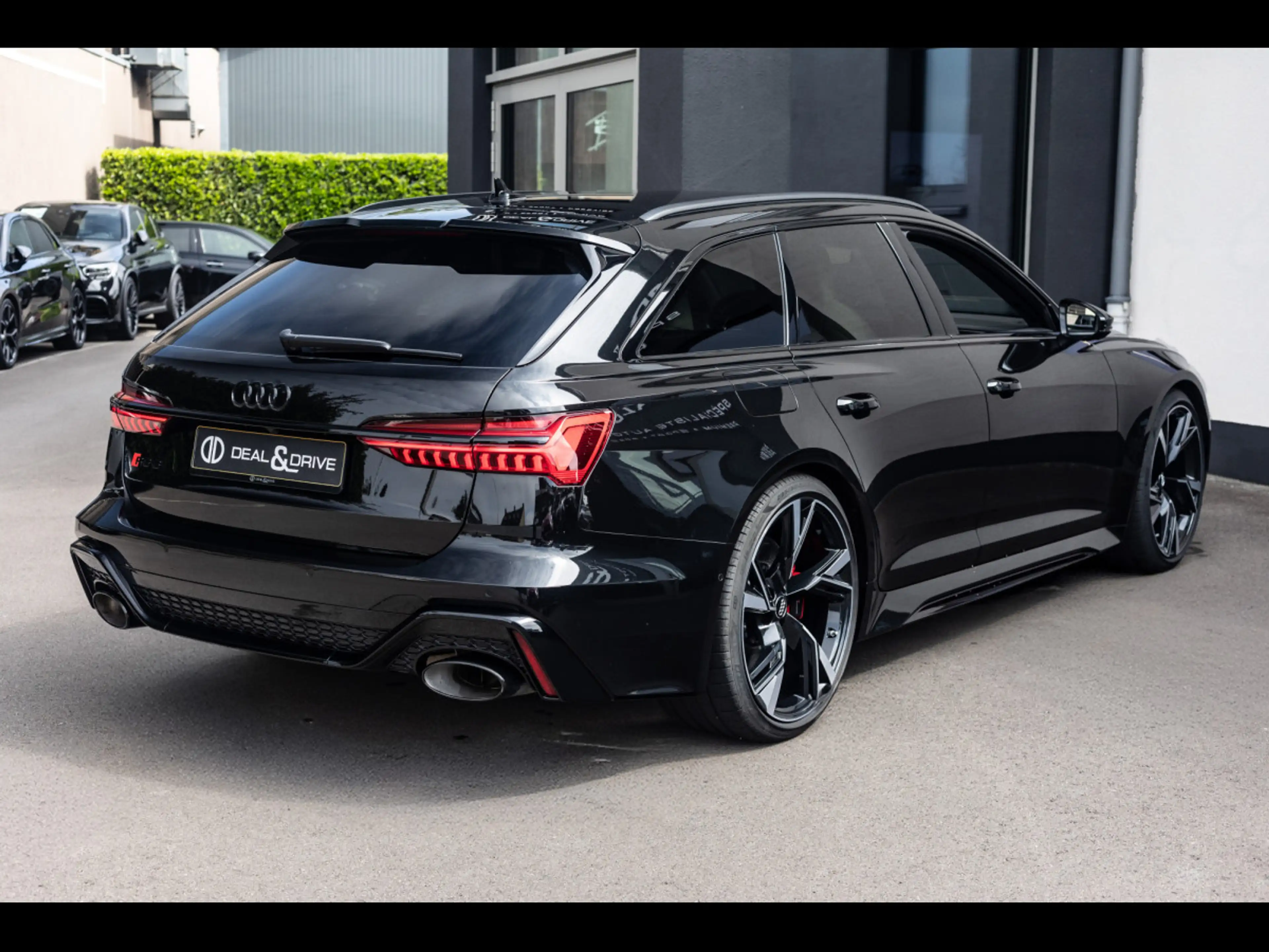 Audi RS6 AVANT°RS DYNAMIQUE+°305km/h°KERAMIK°AHK°B&O 3d — photo 7