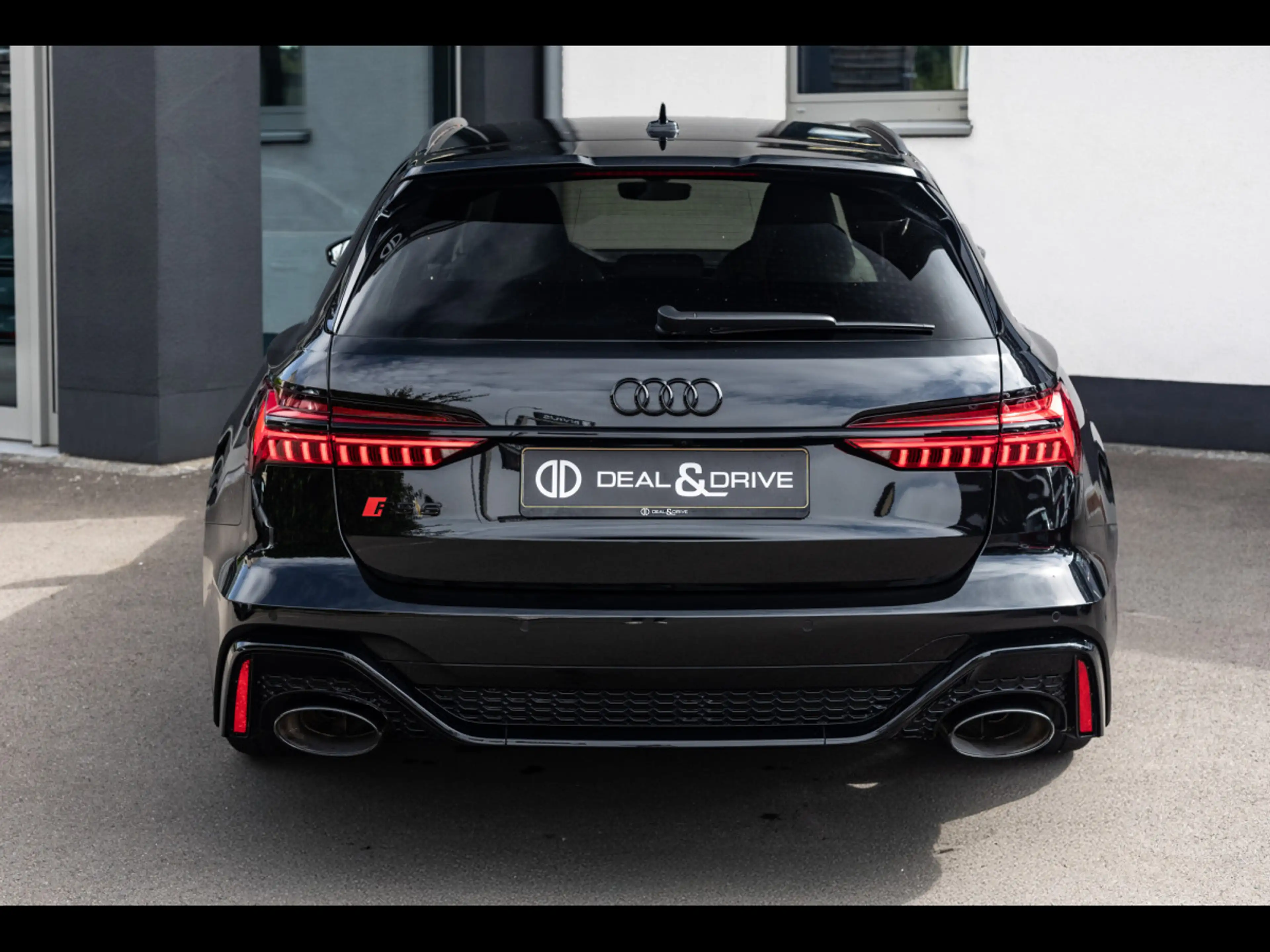 Audi RS6 AVANT°RS DYNAMIQUE+°305km/h°KERAMIK°AHK°B&O 3d — photo 4