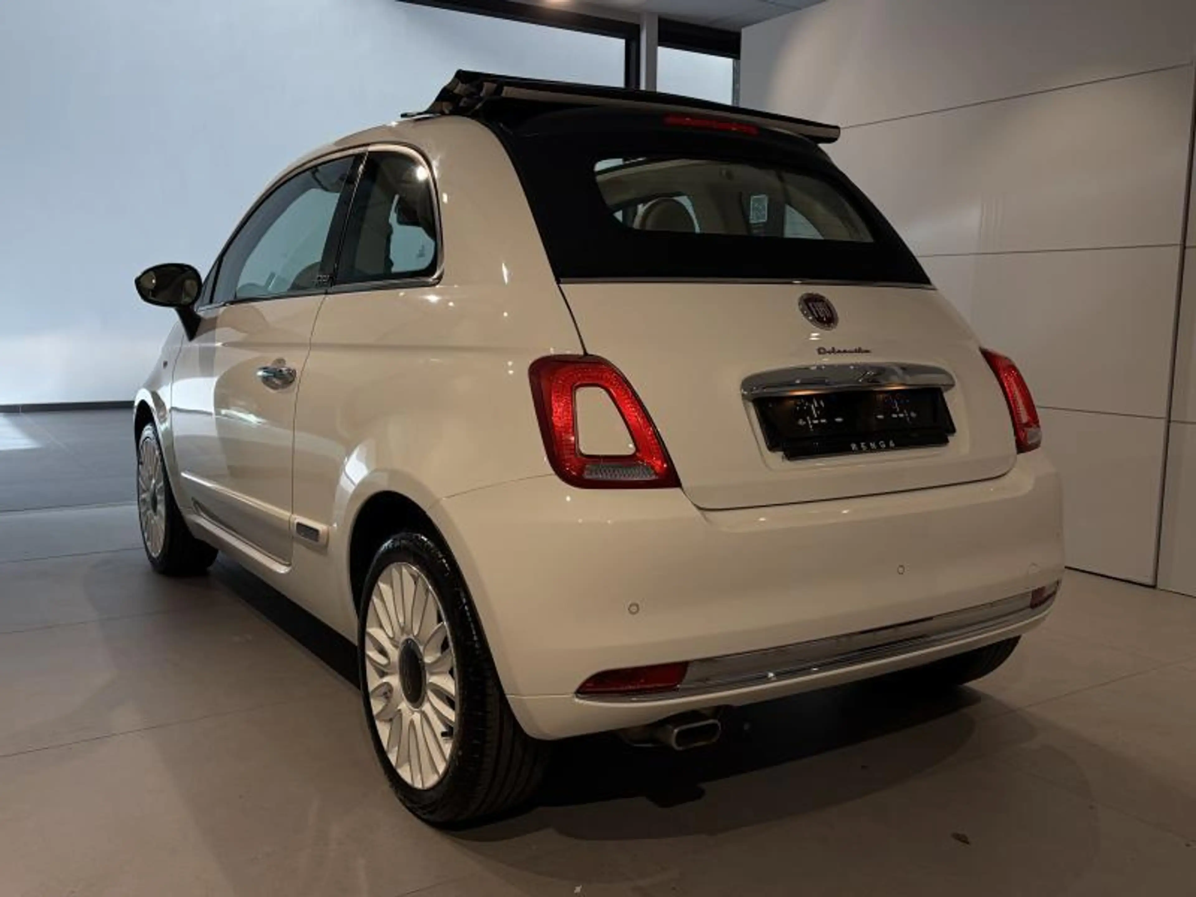 Fiat 500C Dolcevita — photo 4