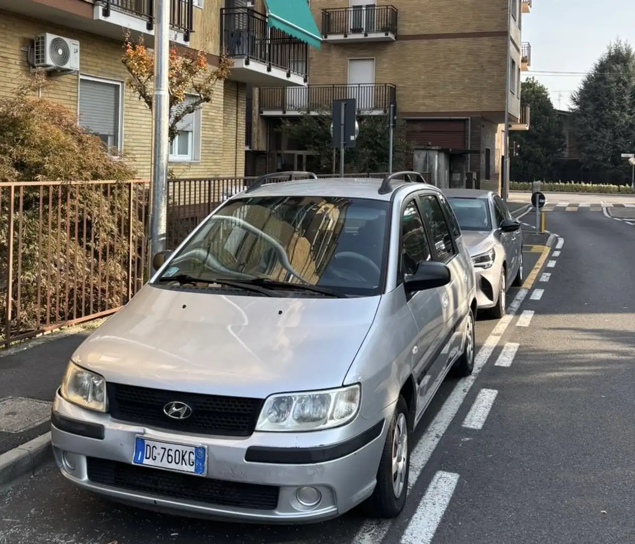 Hyundai Matrix 1.6 GLS - 2