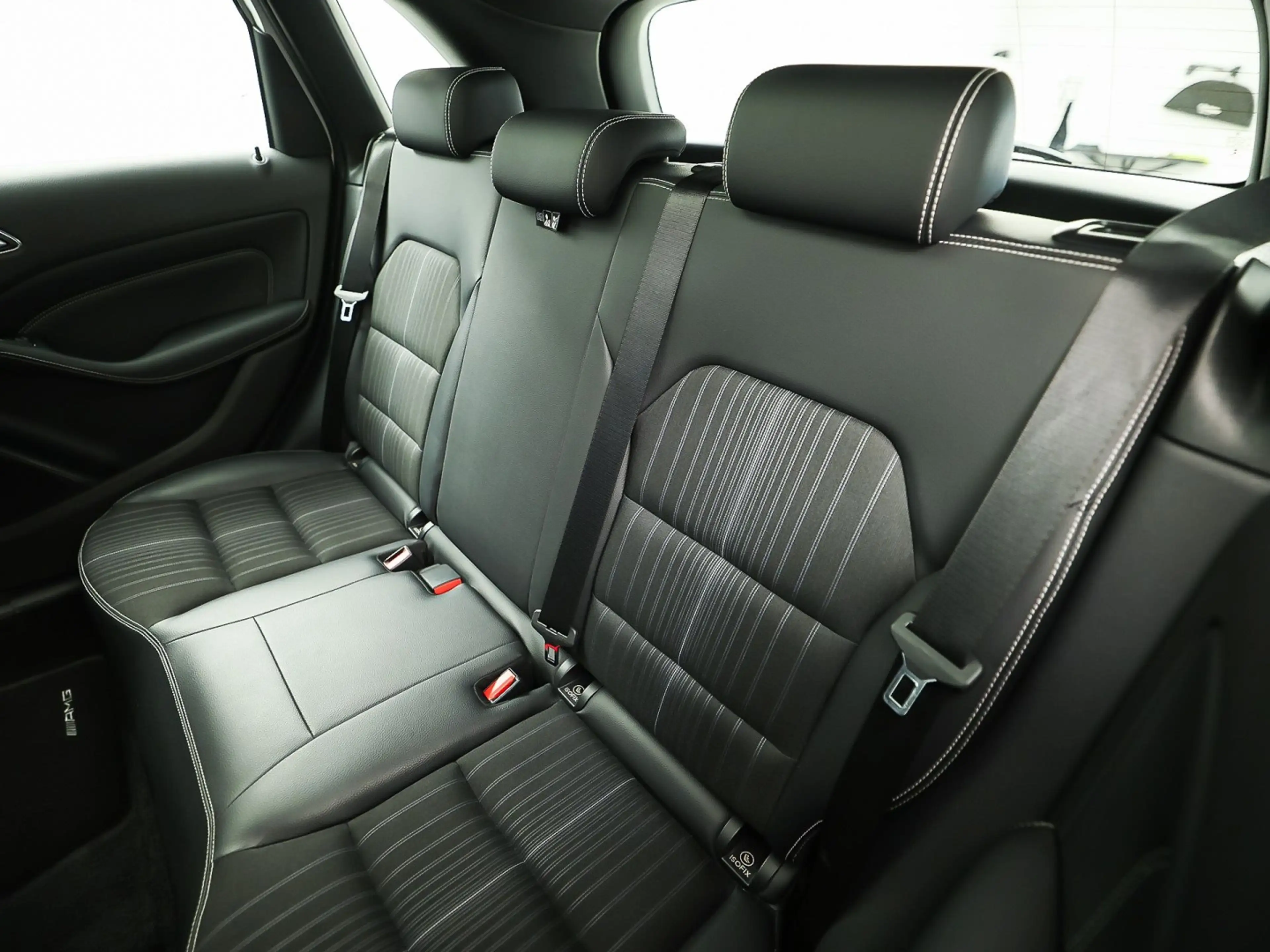 Mercedes-Benz B 180 Sport Automaat (PANORAMADAK, GROOT NAVI, CLIMATE, — photo 16