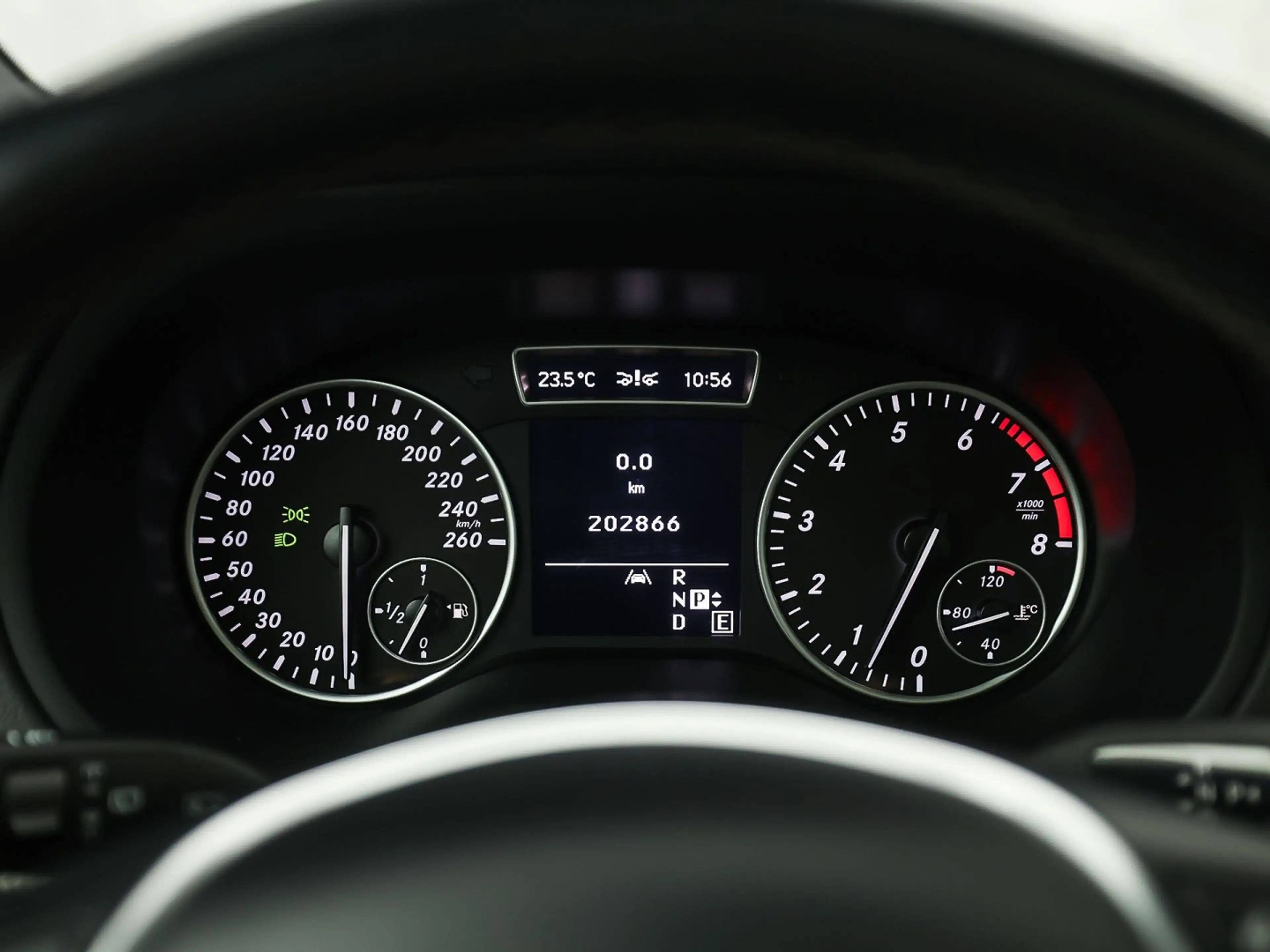 Mercedes-Benz B 180 Sport Automaat (PANORAMADAK, GROOT NAVI, CLIMATE, — photo 21