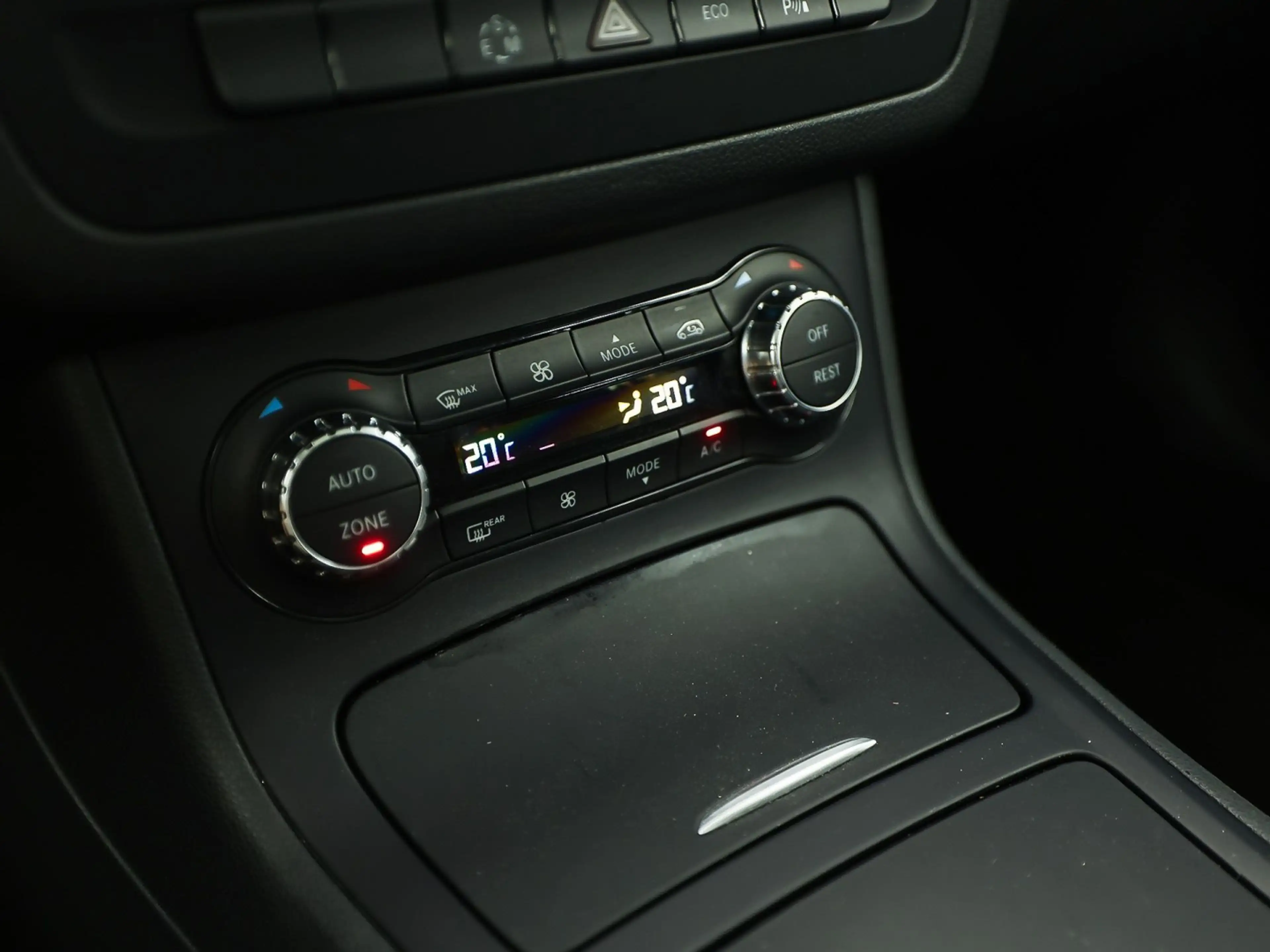 Mercedes-Benz B 180 Sport Automaat (PANORAMADAK, GROOT NAVI, CLIMATE, — photo 11