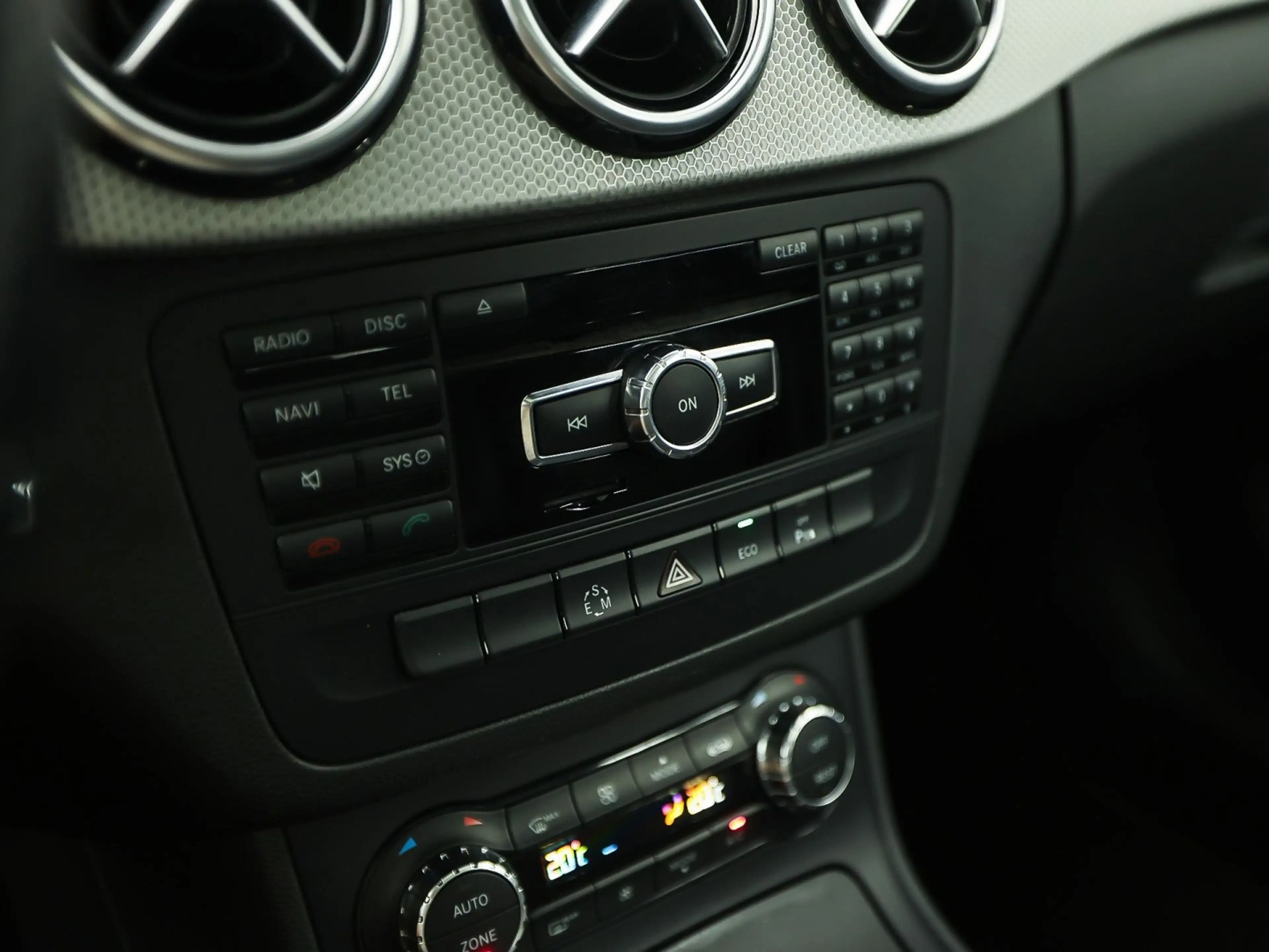 Mercedes-Benz B 180 Sport Automaat (PANORAMADAK, GROOT NAVI, CLIMATE, — photo 10