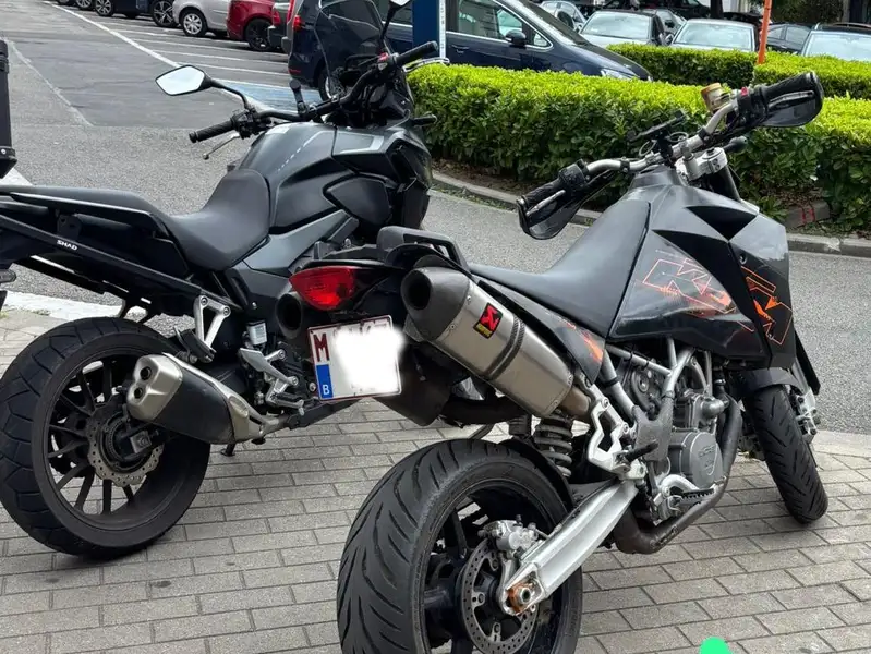 KTM 950 Supermoto - foto 2