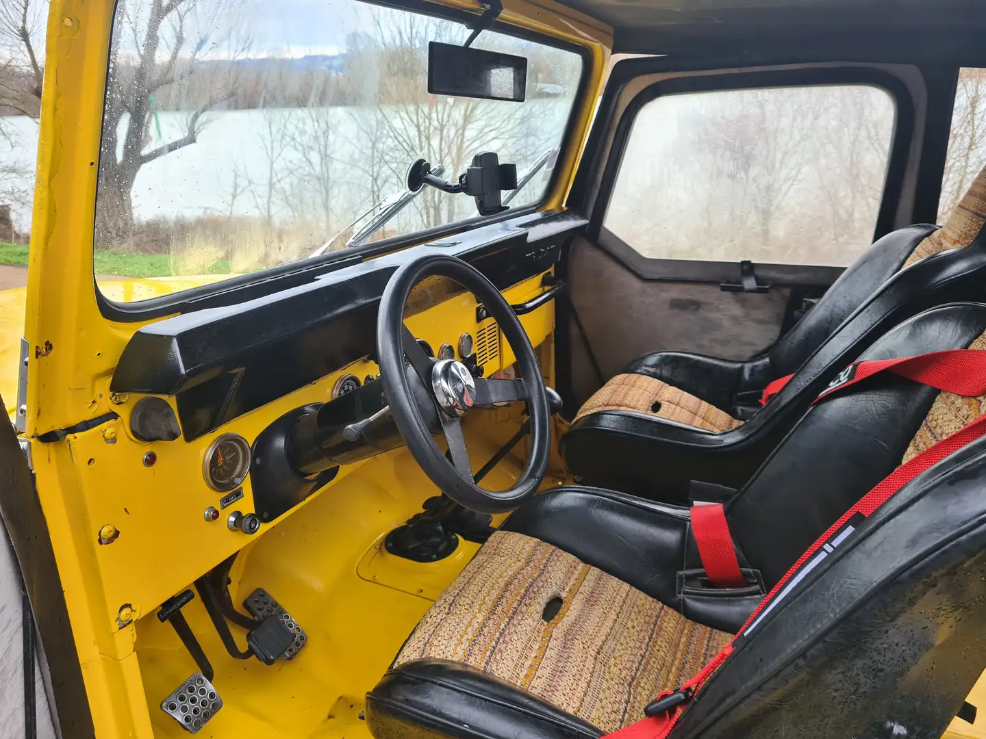 Jeep CJ-5 Žlutá - 2