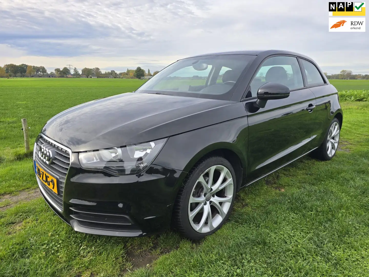 Audi A1 1.2 TFSI Connect|Airco|Bluetooth|Cruise|APK-Nieuw| Noir - 1