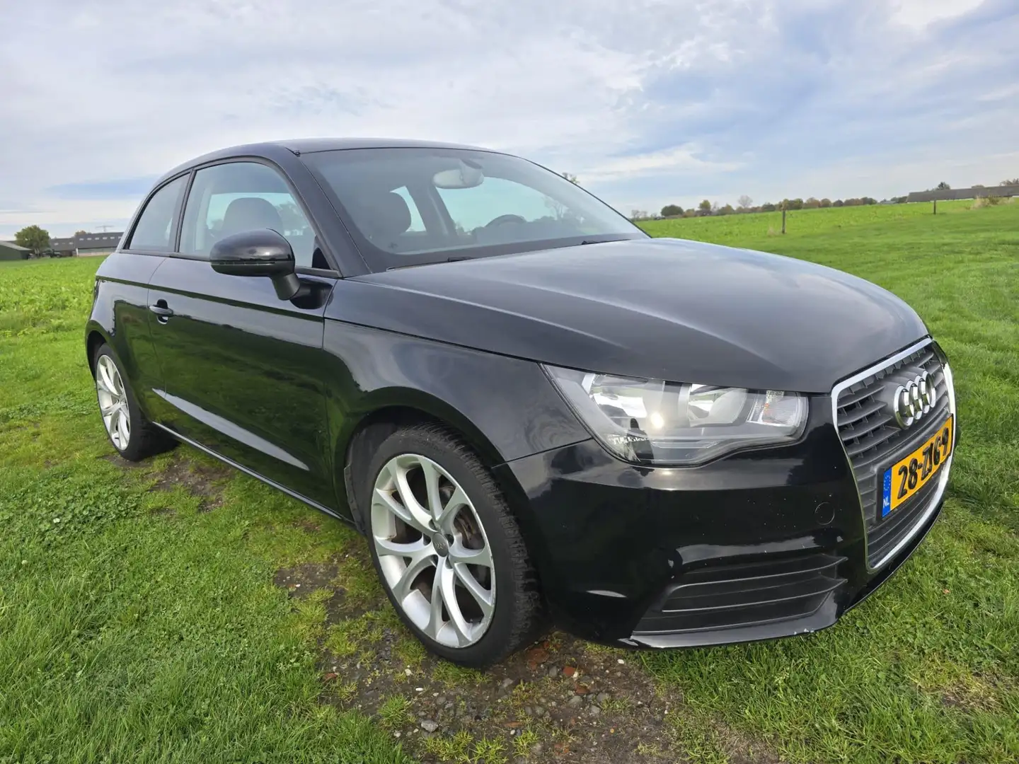 Audi A1 1.2 TFSI Connect|Airco|Bluetooth|Cruise|APK-Nieuw| Noir - 2