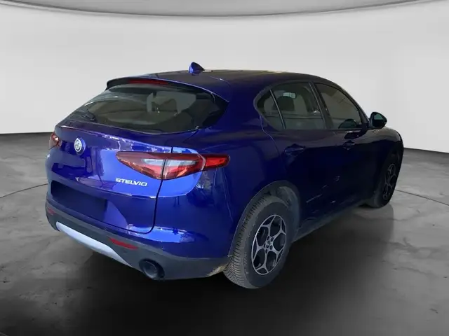 Alfa Romeo Stelvio view 2