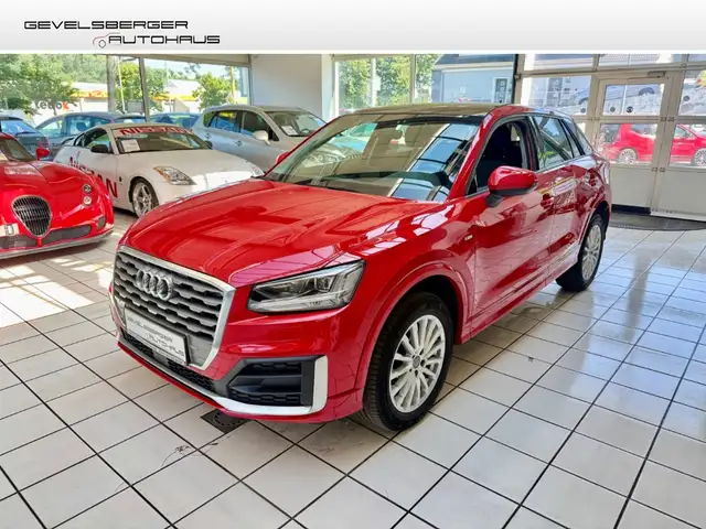 Audi Q2 30 TDI design S line El. Panodach Navi Digitales C
