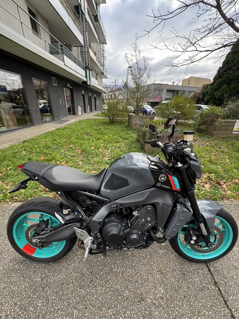 Yamaha MT-09 - 2