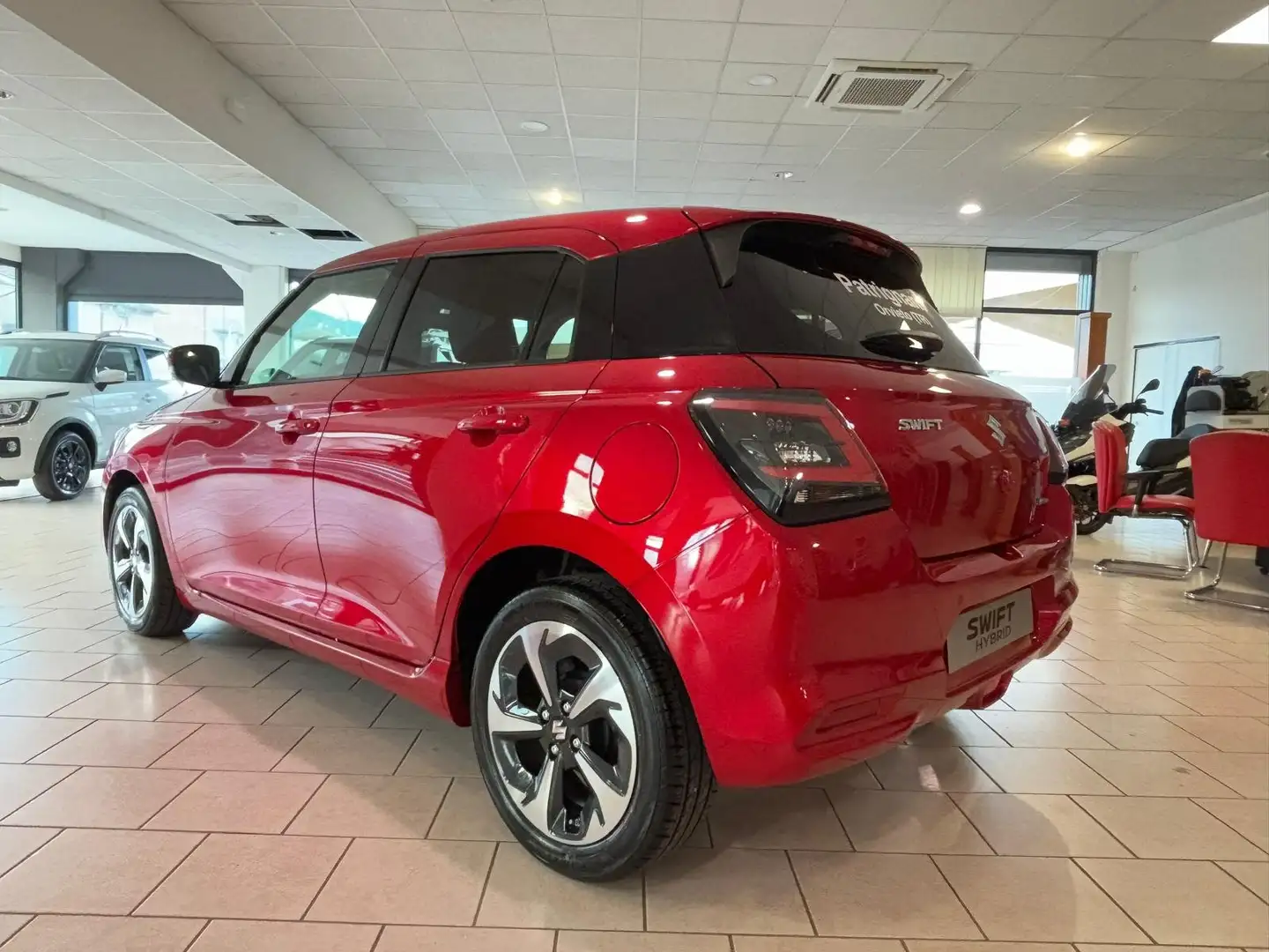 Suzuki Swift 1.2 HYBRID  AUTOM. -VARI COLORI IN PRONTA CONSEGNA Rosso - 2