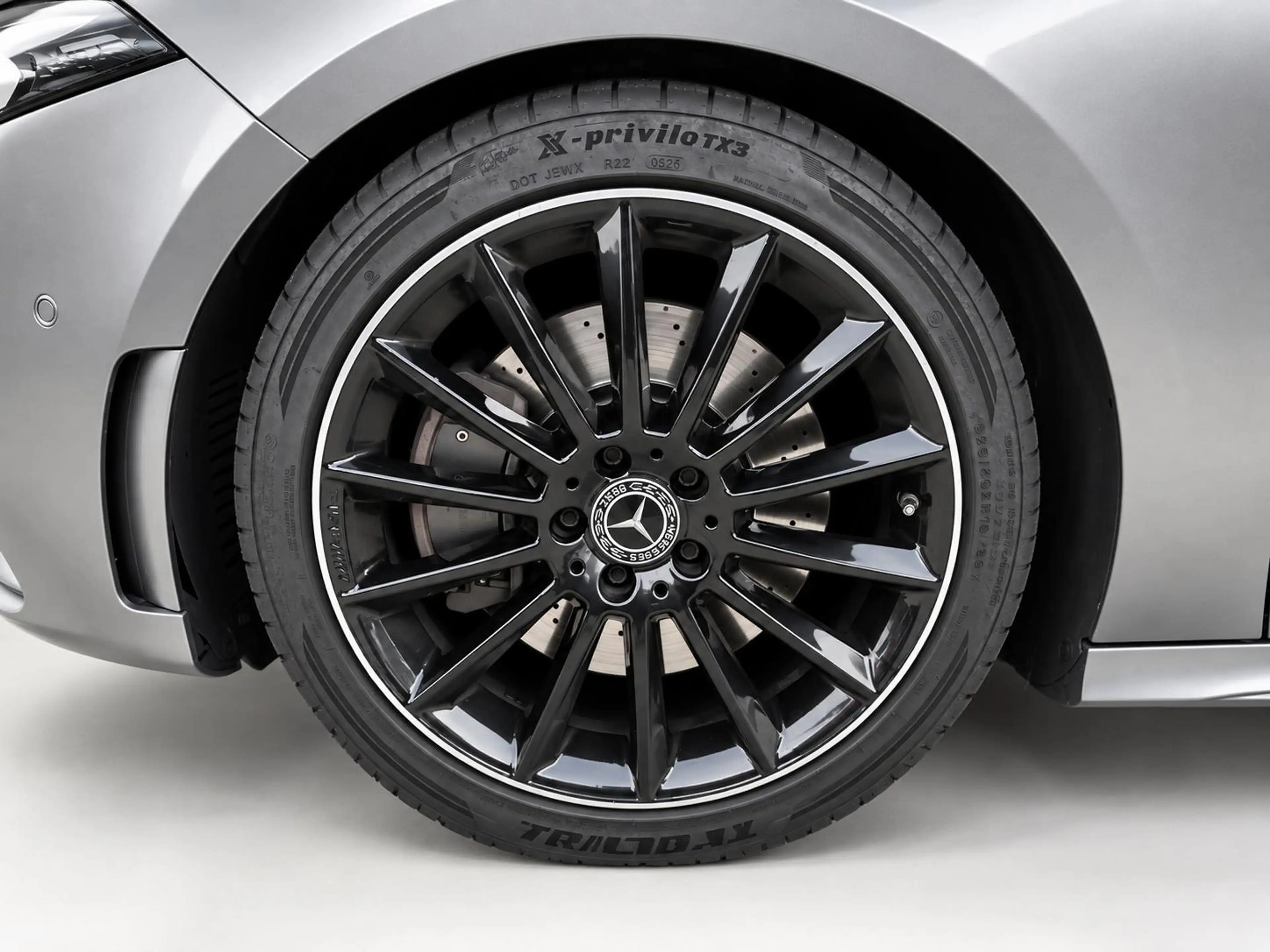 Mercedes-Benz A 250 250|AMG Premium paint|PANO |2Tone-Leer|Camera|Burm — photo 14