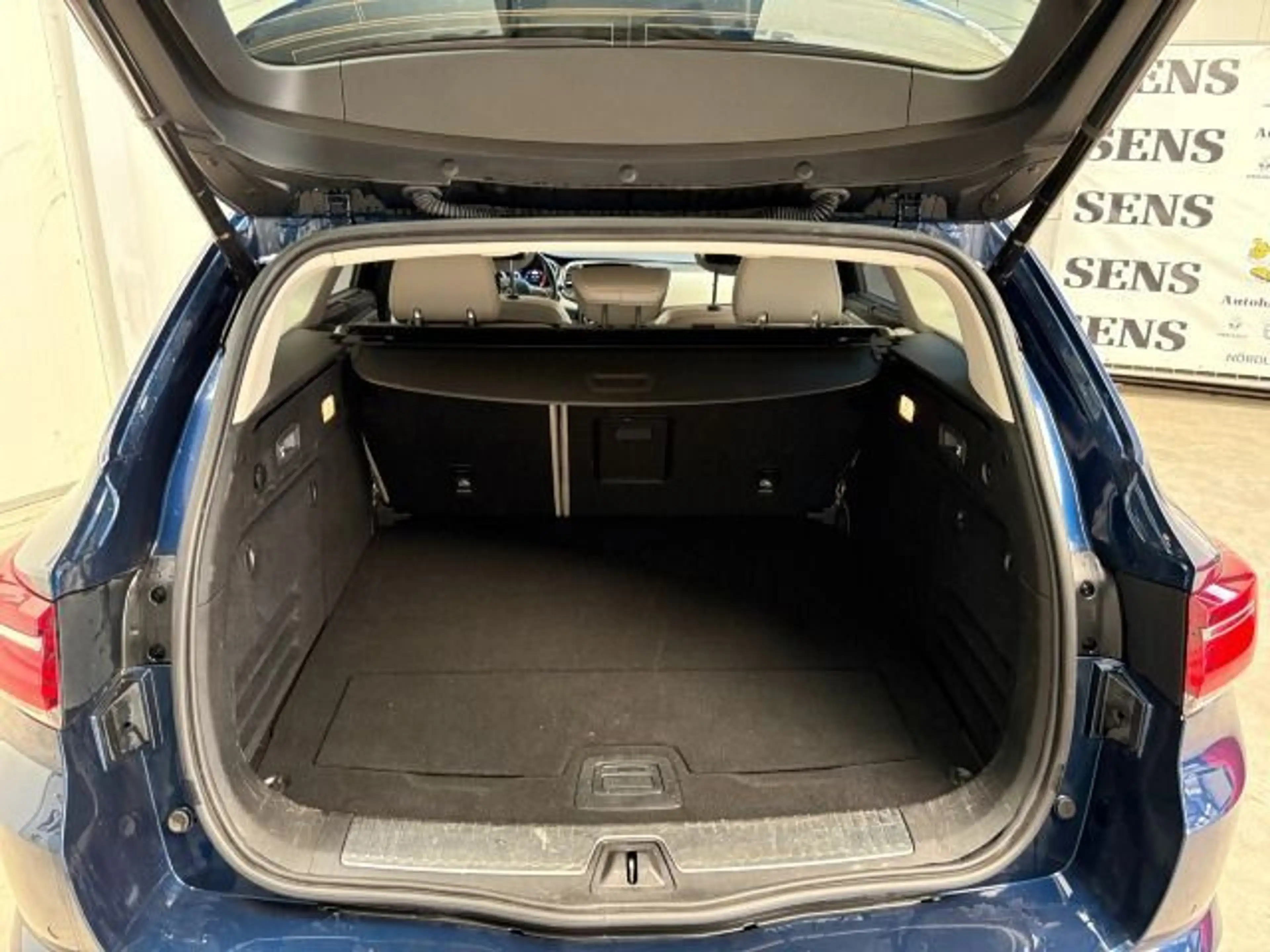 Renault Talisman Grandtour 2.0 BLUE dCi 200 Initale Pari — photo 6