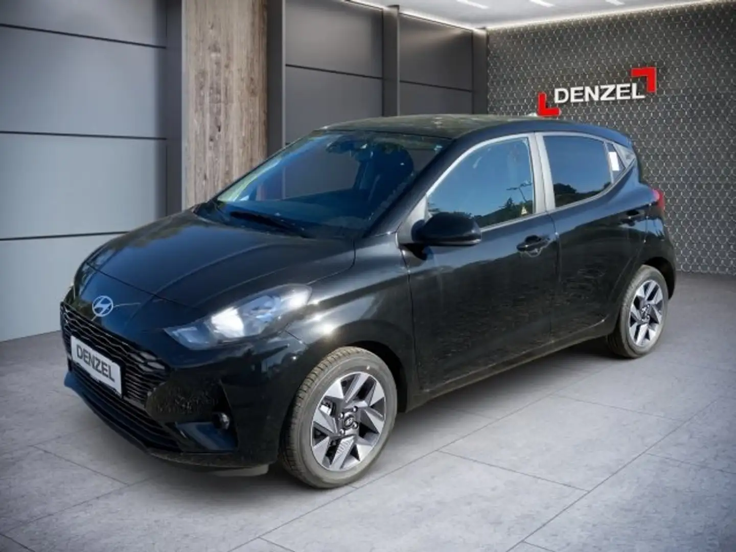 Hyundai i10 GO Plus 1,2 AMT Schwarz - 1