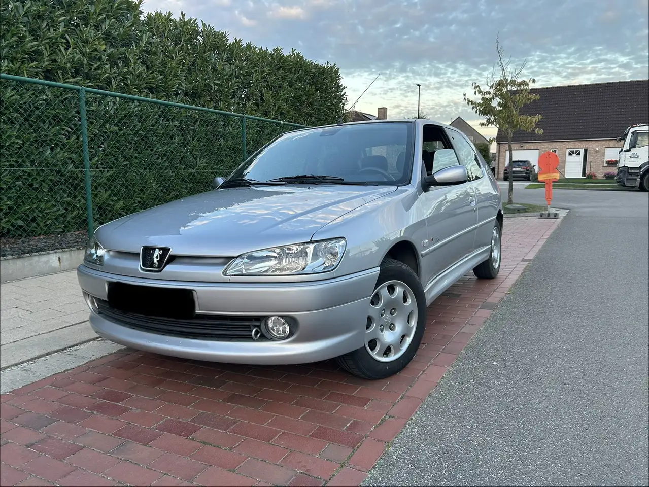 Peugeot 306
