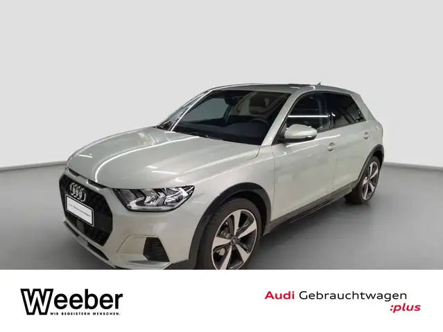 Audi A1 allstreet *SHZ*NAVI*PDC*GRA*5J GAR*18 ZOLL LM*