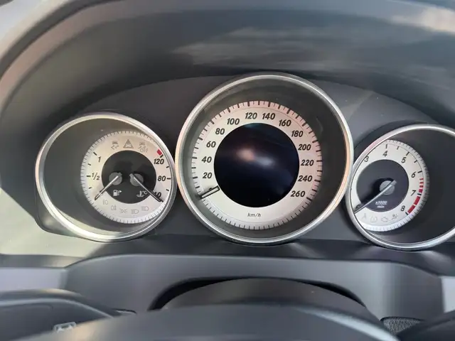 Mercedes-Benz E-Class view 15