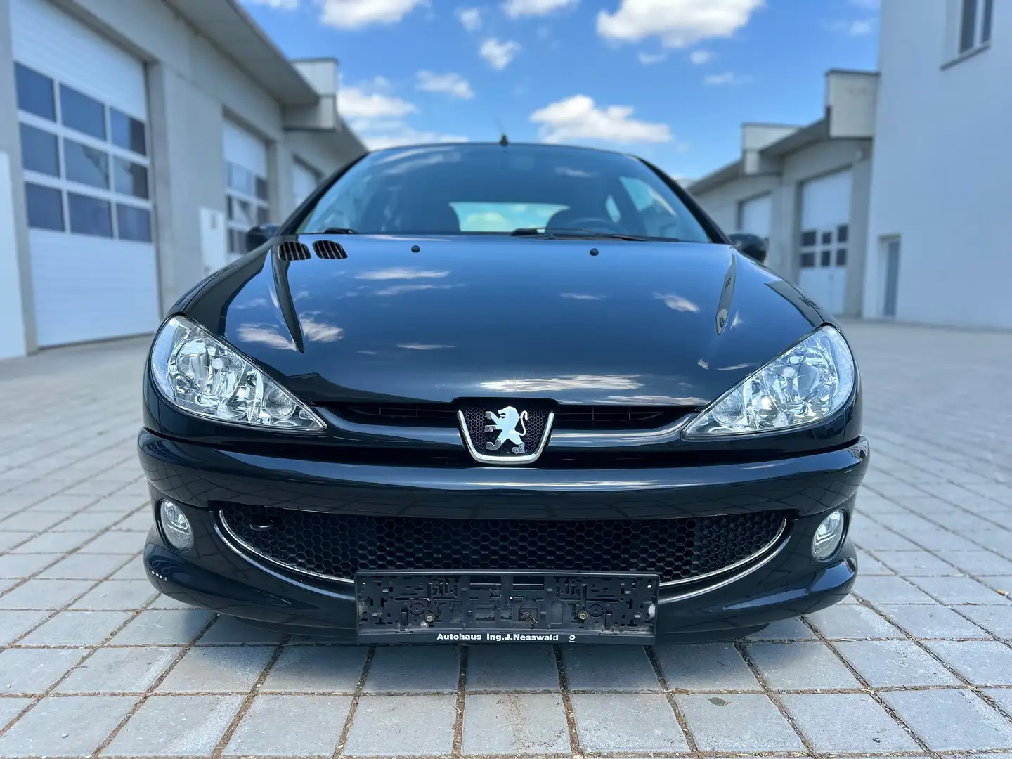 Peugeot 206 Cool Look 1,4 HDI 70 Schwarz - 2