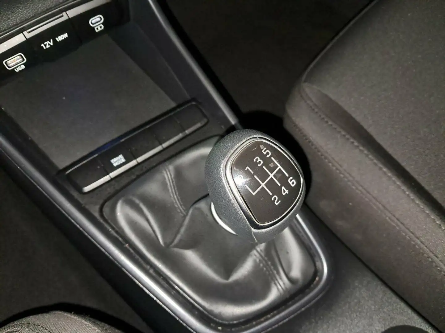 Hyundai i20 1.0 TGDI Klass 100 Vert - 2