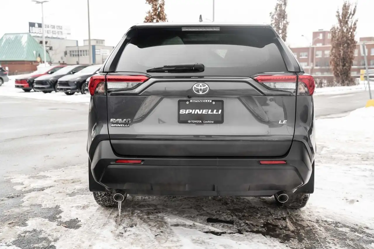 Toyota RAV 4 снимка Toyota RAV 4
