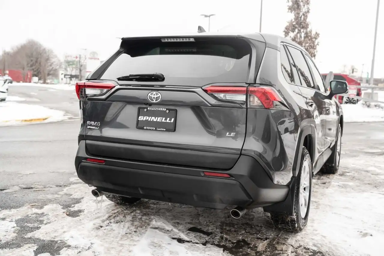Toyota RAV 4 снимка Toyota RAV 4