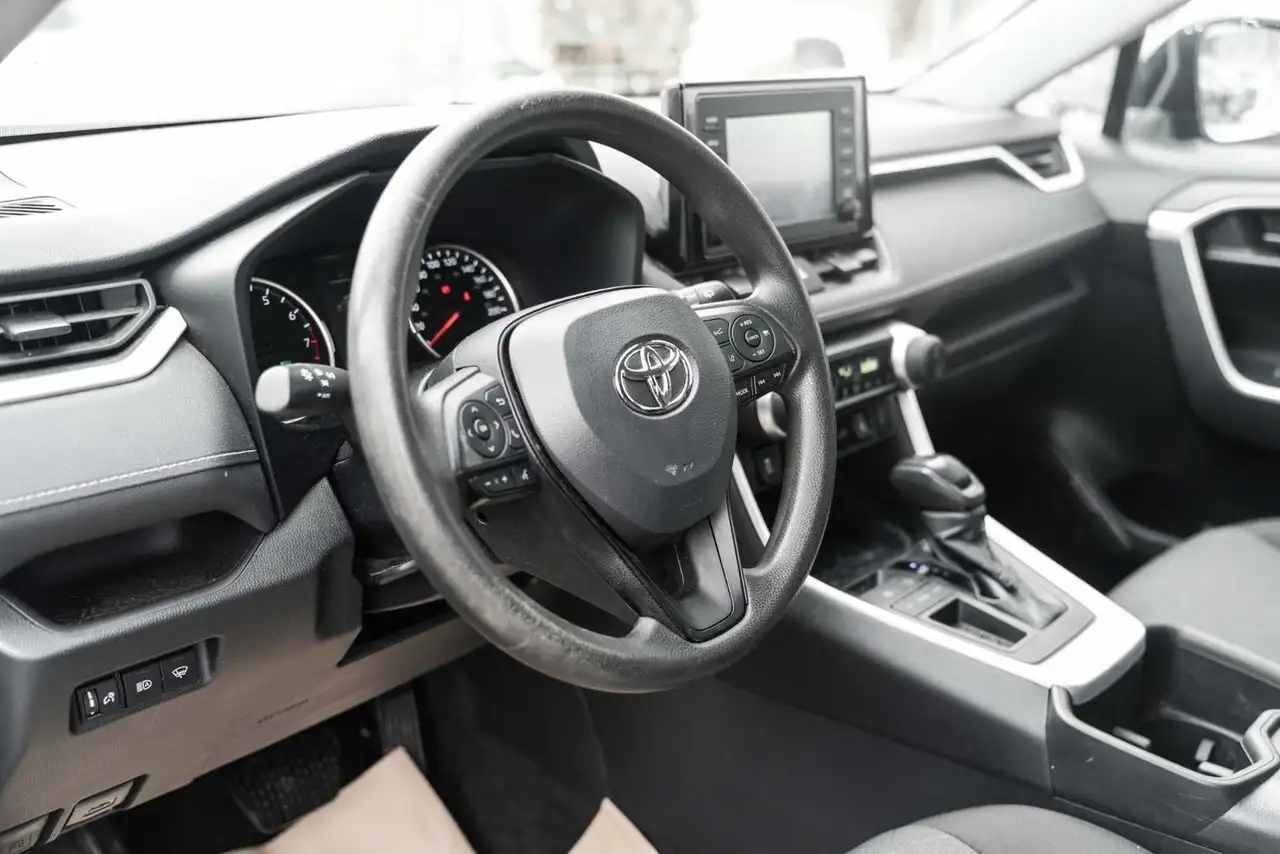 Toyota RAV 4 снимка Toyota RAV 4