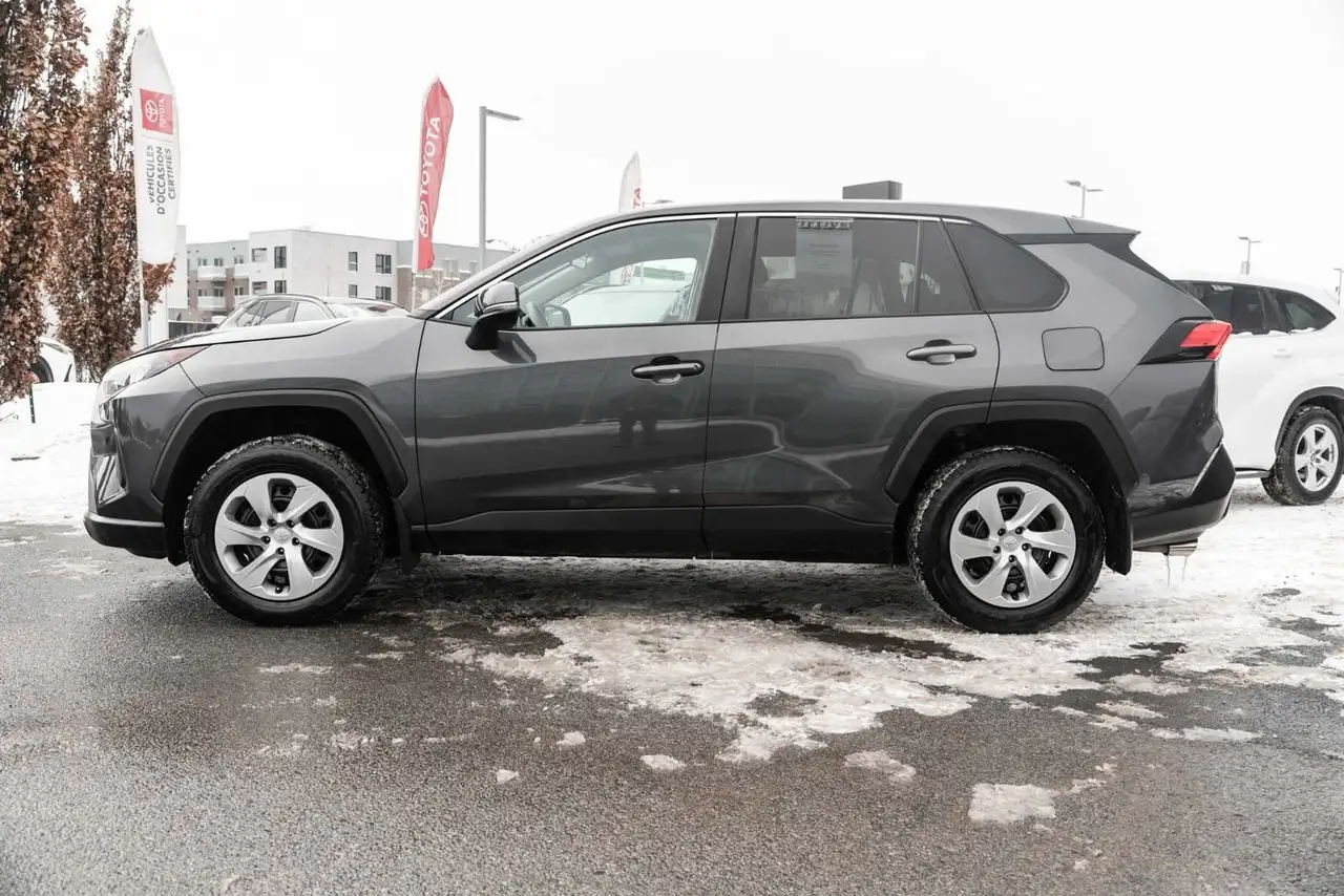 Toyota RAV 4 снимка Toyota RAV 4