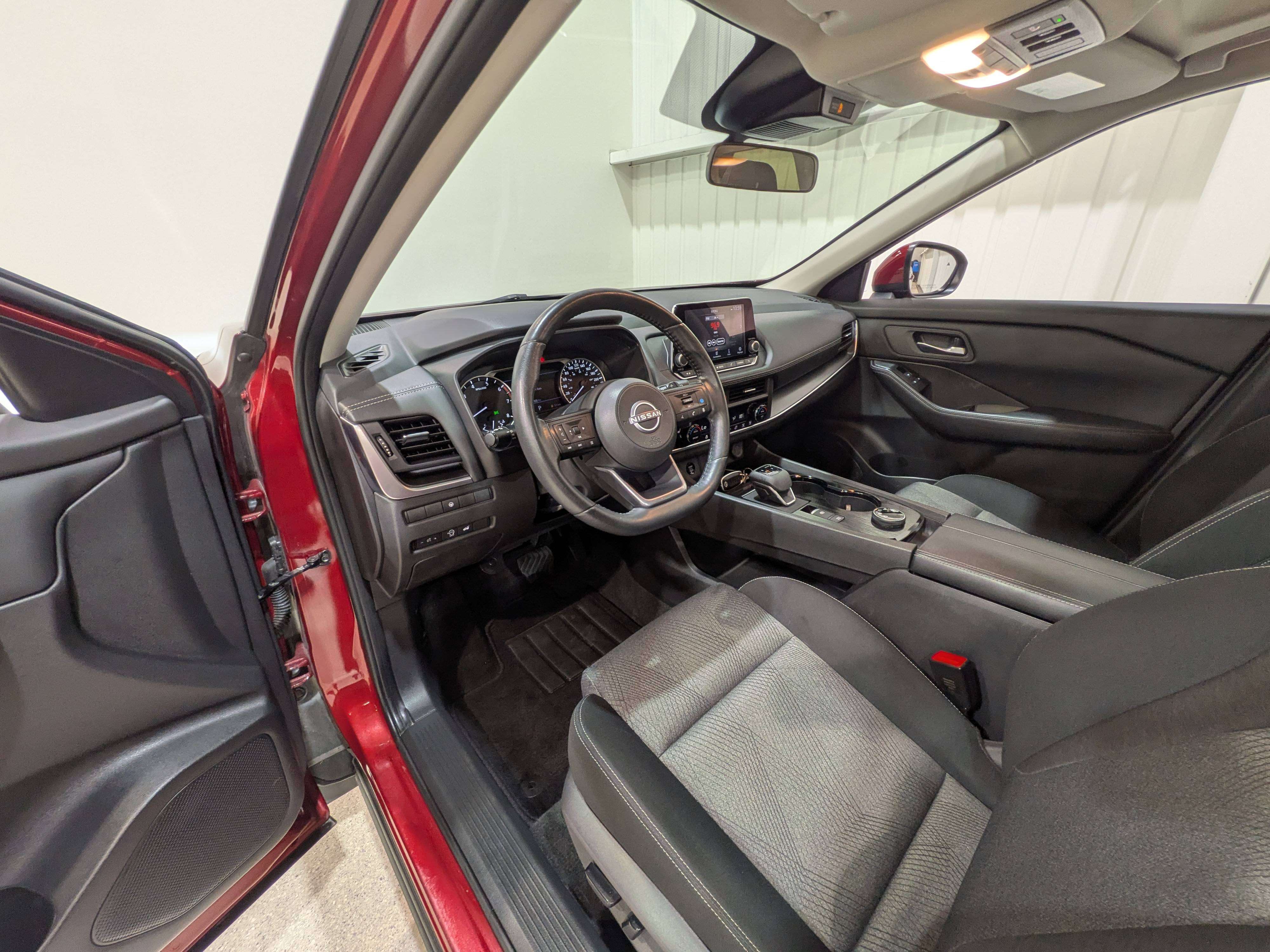 Nissan Rogue 2024