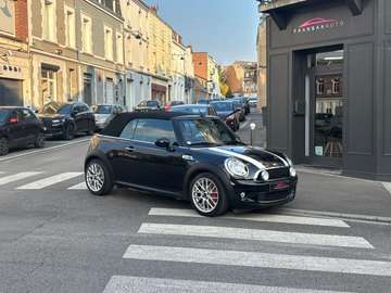 S R57 211ch Cabriolet JCW John Works