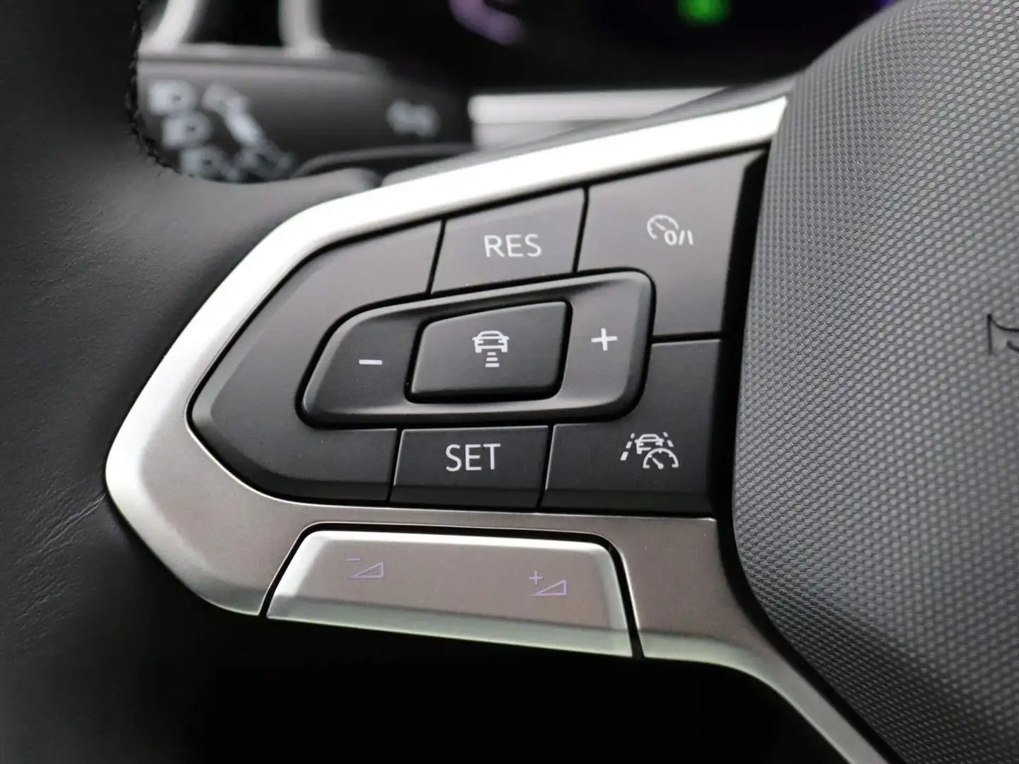 Volkswagen T-Roc T-Roc 1.0 TSI 110 Start/Stop BVM6United Noir - 2