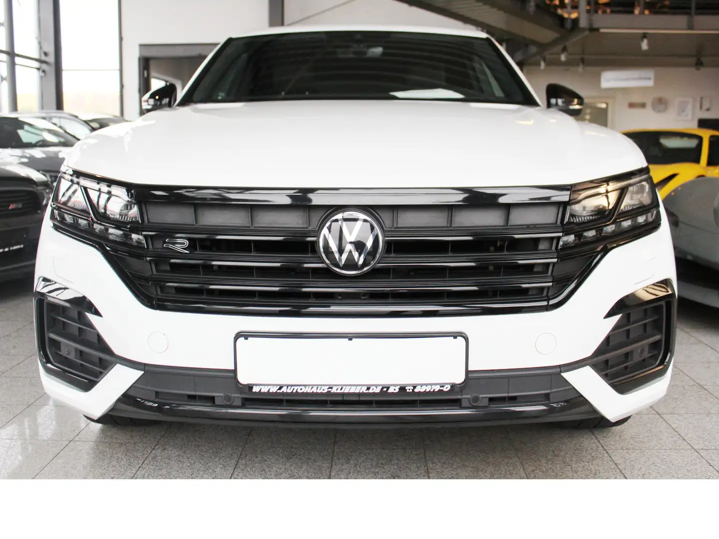 Volkswagen Touareg 3.0 TDI R-Line Black Style IQ*AHK*V-COP Blanc - 2
