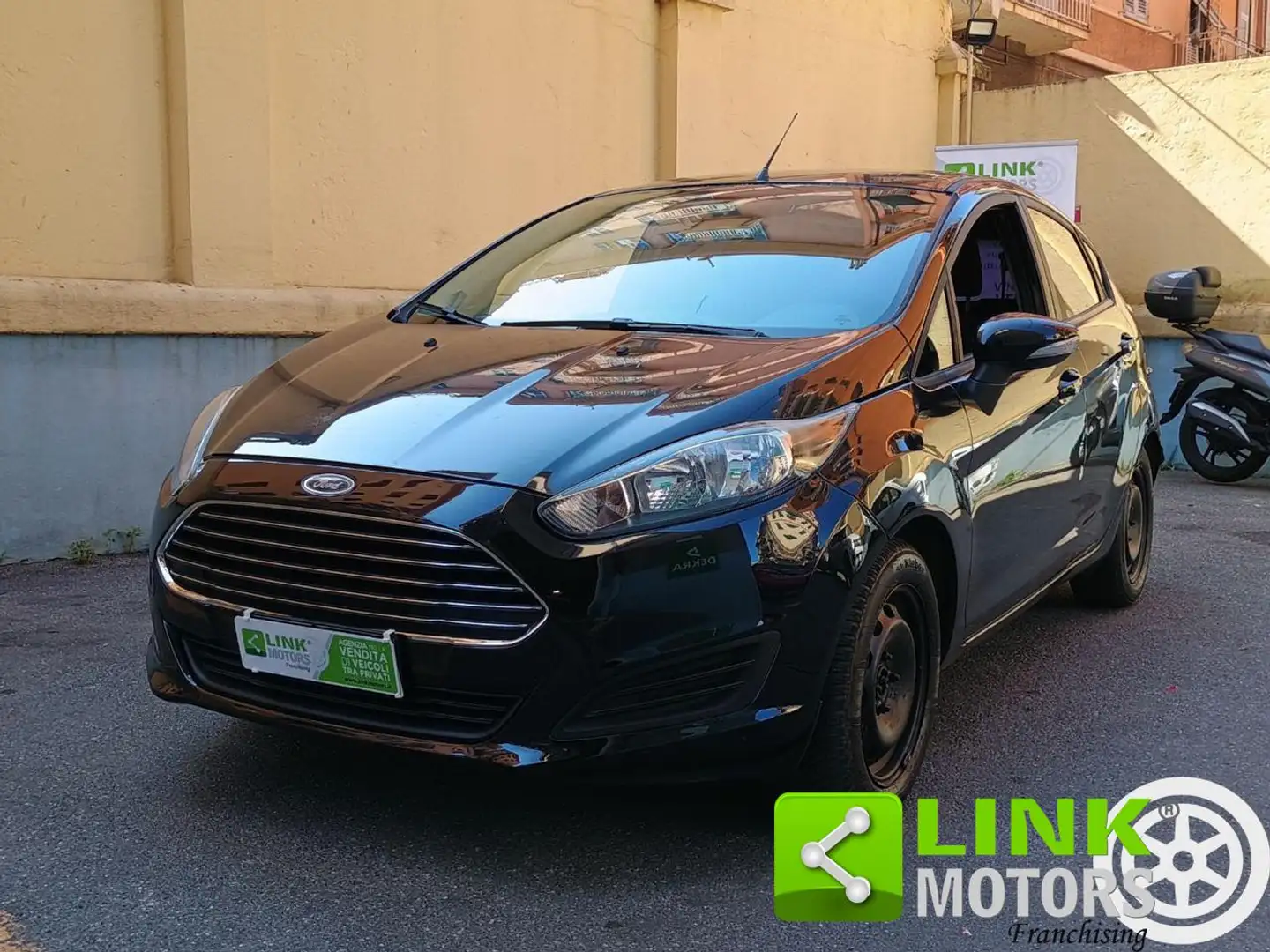 Ford Fiesta 1.5 TDCi 75CV 5 porte Titanium NEOPATENTATI Noir - 1