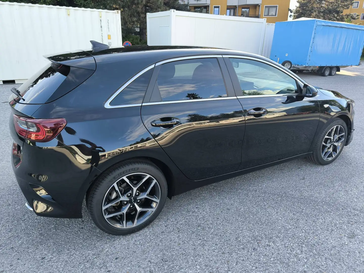 Kia Ceed / cee'd ceed 1,0 T-GDI GPF Silber Silber Schwarz - 2