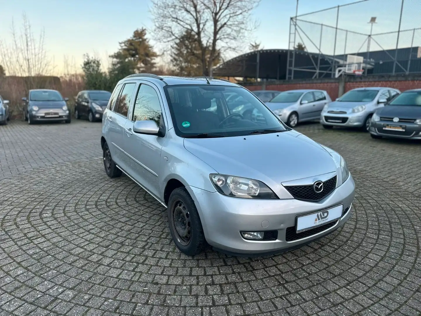 Mazda 2 Lim. 1.6 TÜV Neu, Klima, 2.Hand Silber - 2