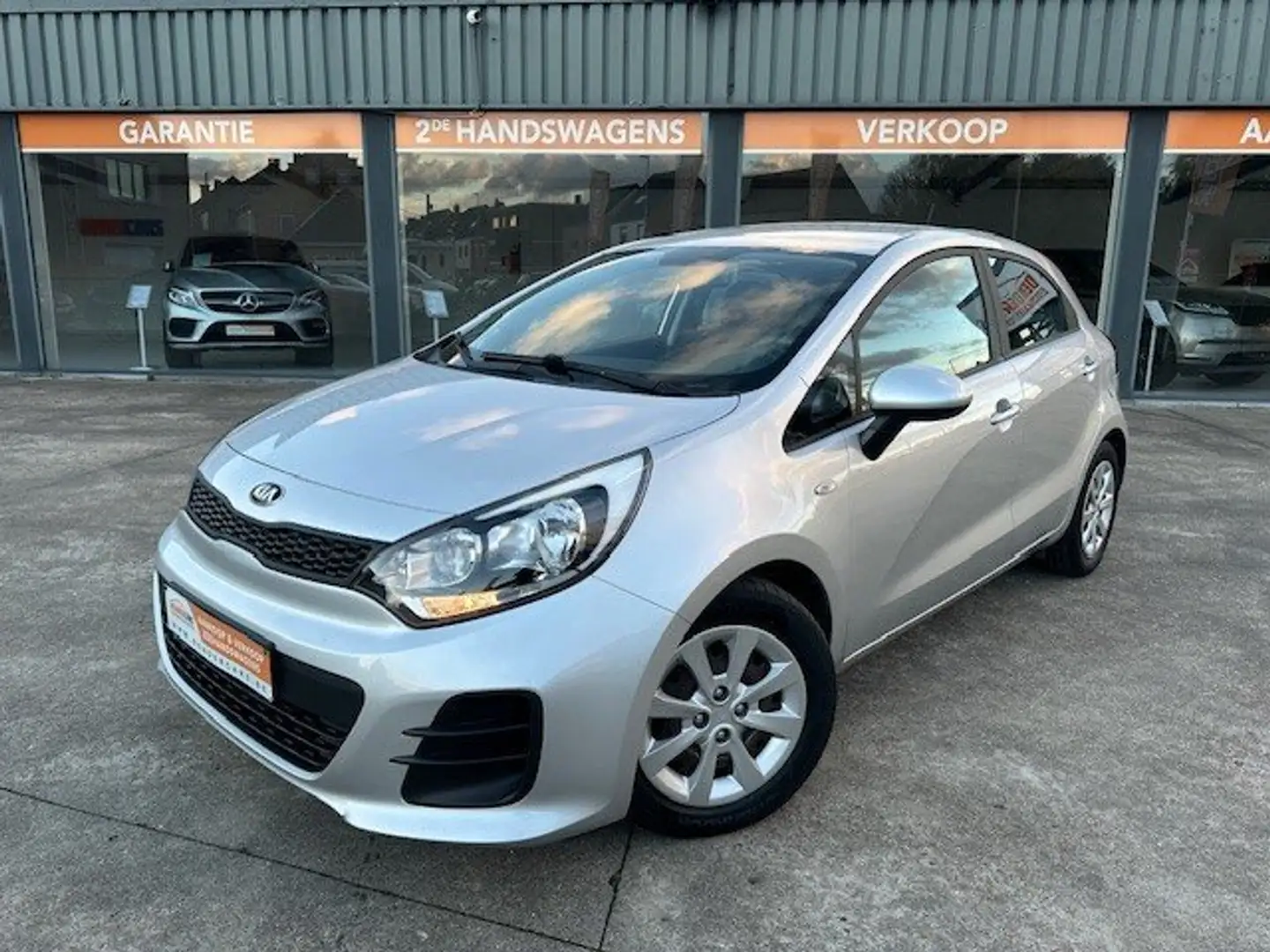 Kia Rio 1.2i benzine,2016, 97.395km's, Airco + Garantie - 1