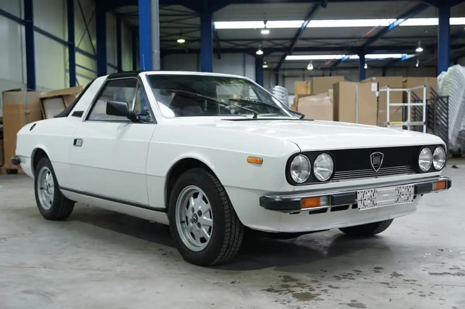 Lancia Beta beta spider 2000 Blanc - 1