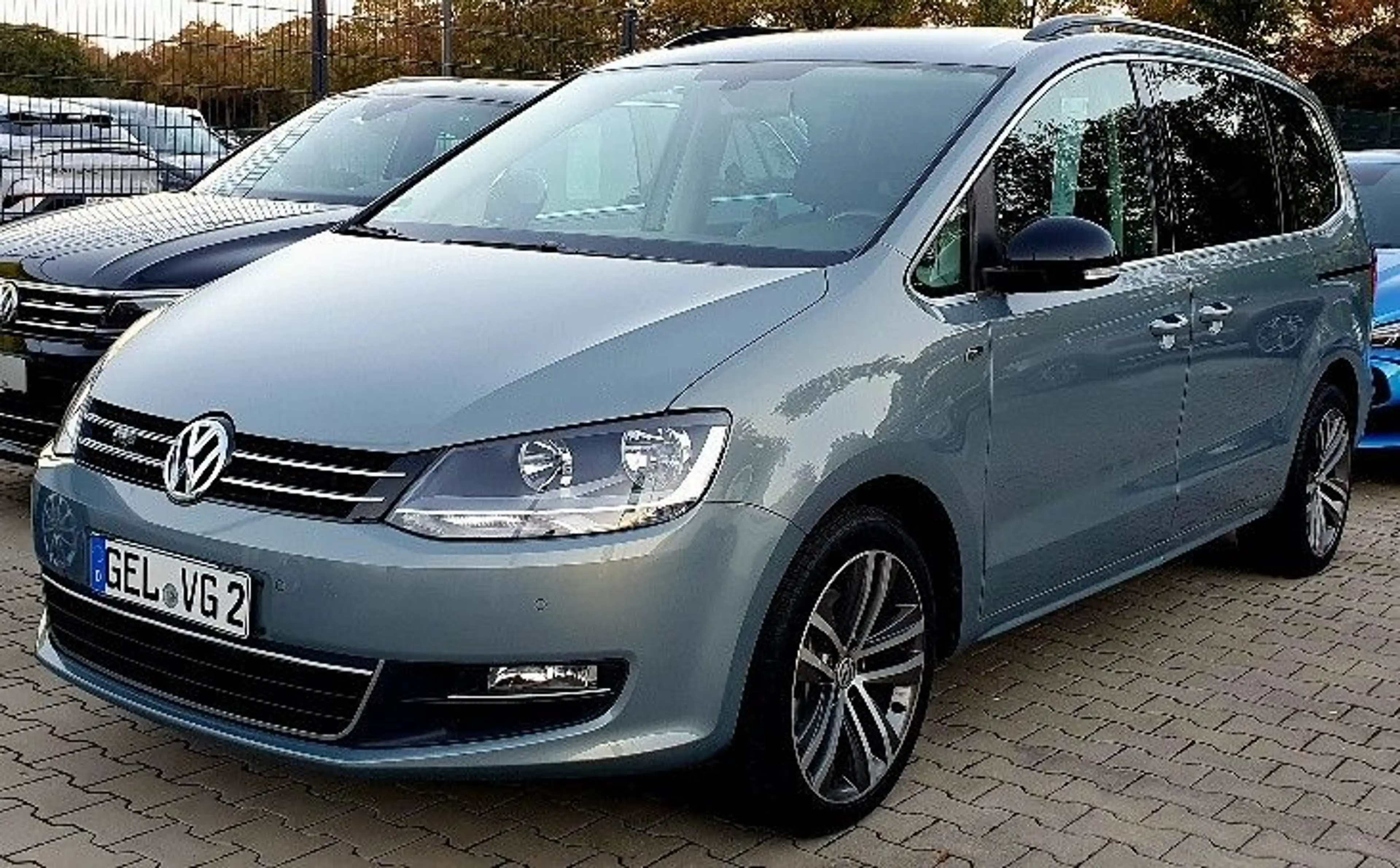 Volkswagen Sharan Match Automatik AHK 7 Sitzer Stdhz Kamera