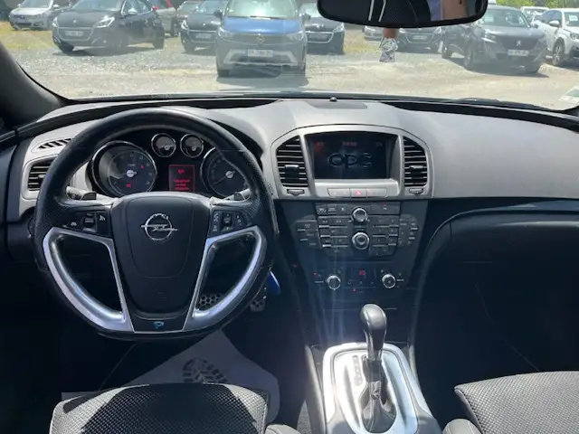 Opel Insignia view 7