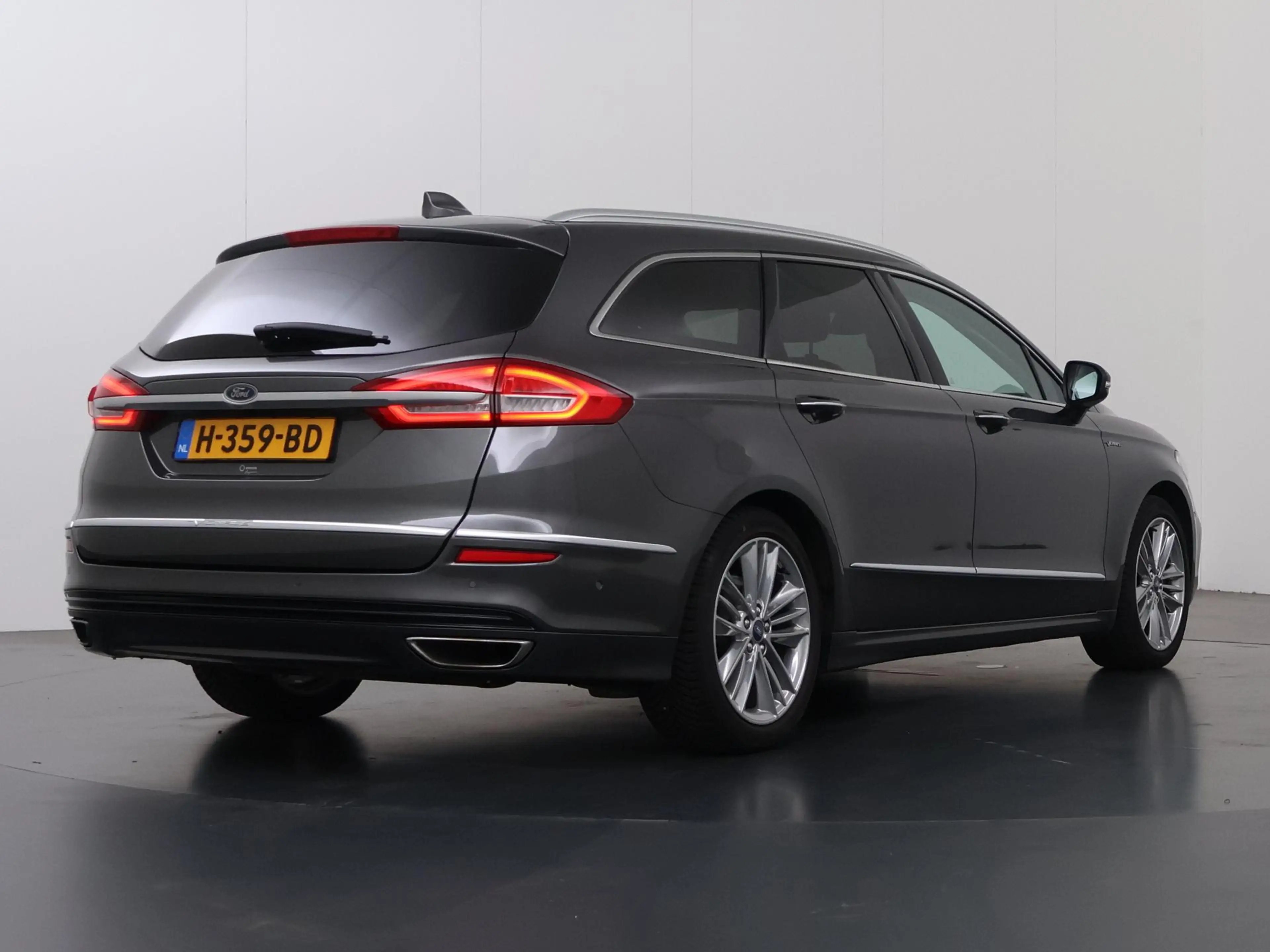 Ford Mondeo Wagon 2.0 IVCT HEV Vignale | Adaptieve Cruise Cont — photo 2