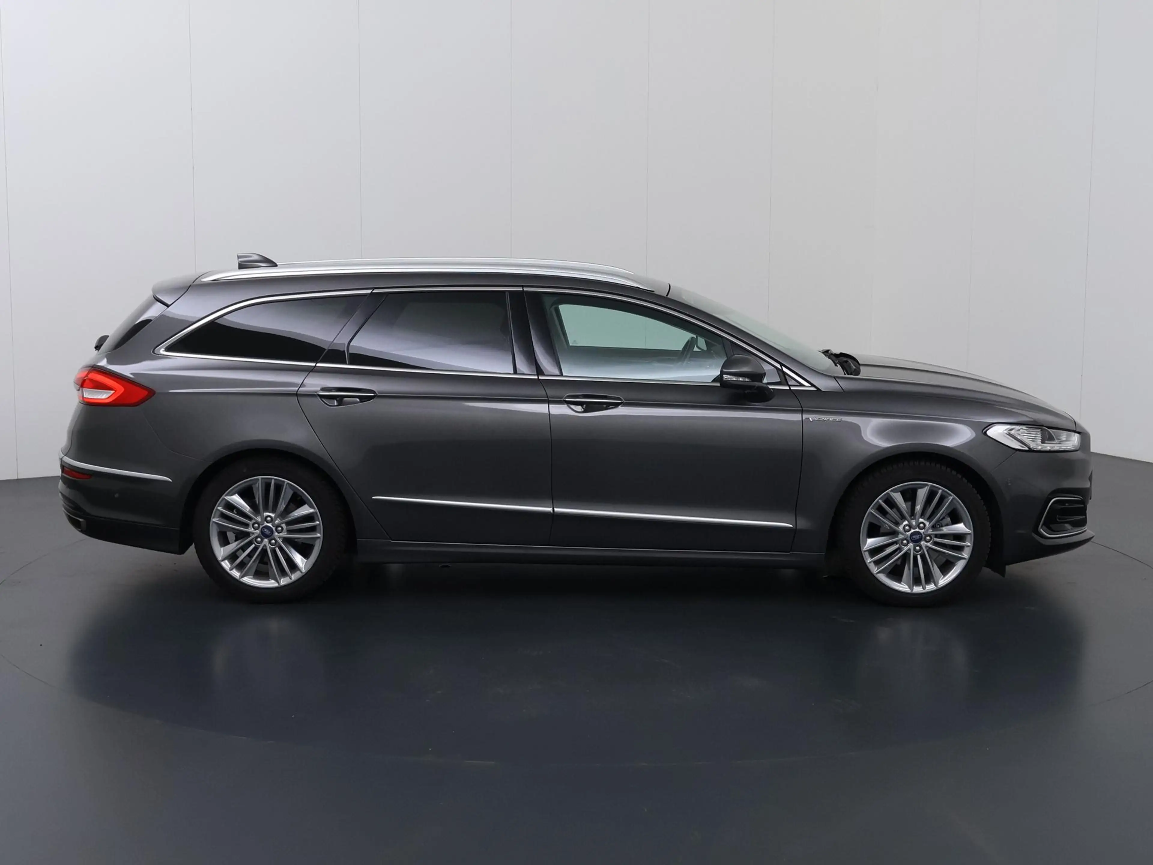 Ford Mondeo Wagon 2.0 IVCT HEV Vignale | Adaptieve Cruise Cont — photo 6