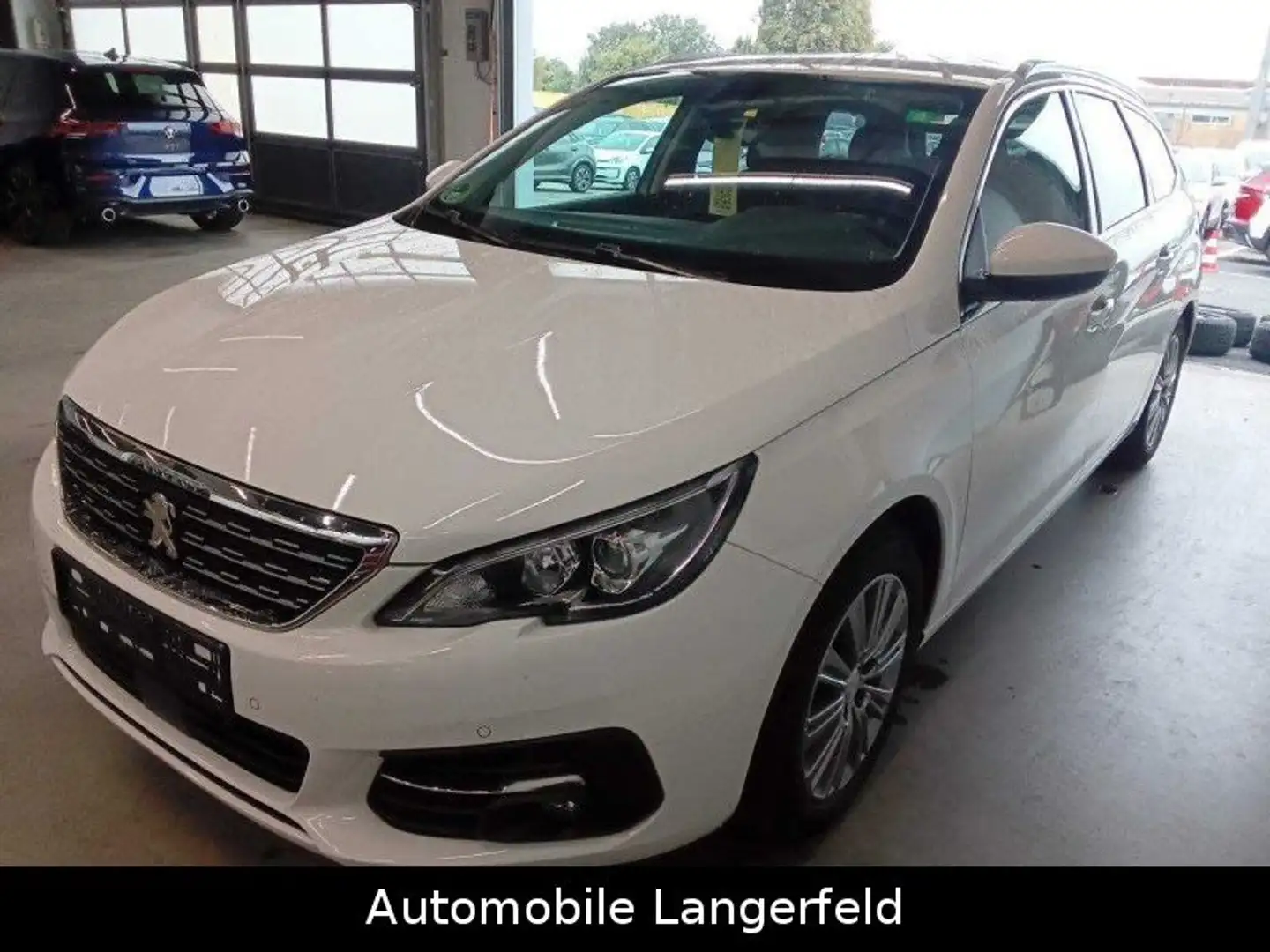 Peugeot 308 SW Allure Pack NAVI KEYLESS AHK ACC Weiß - 1